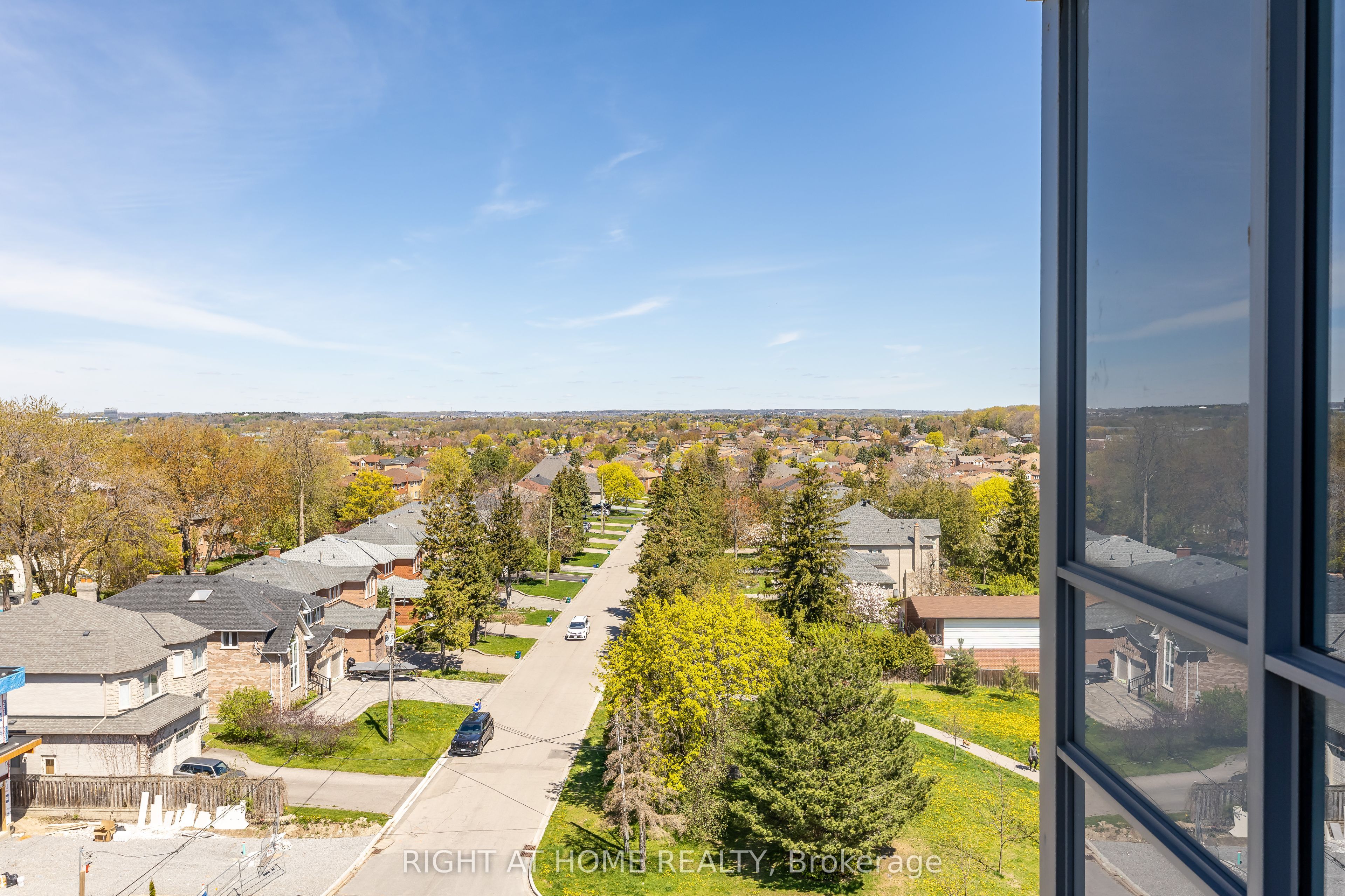 370 Highway 7 E 1021 Property Photo 21