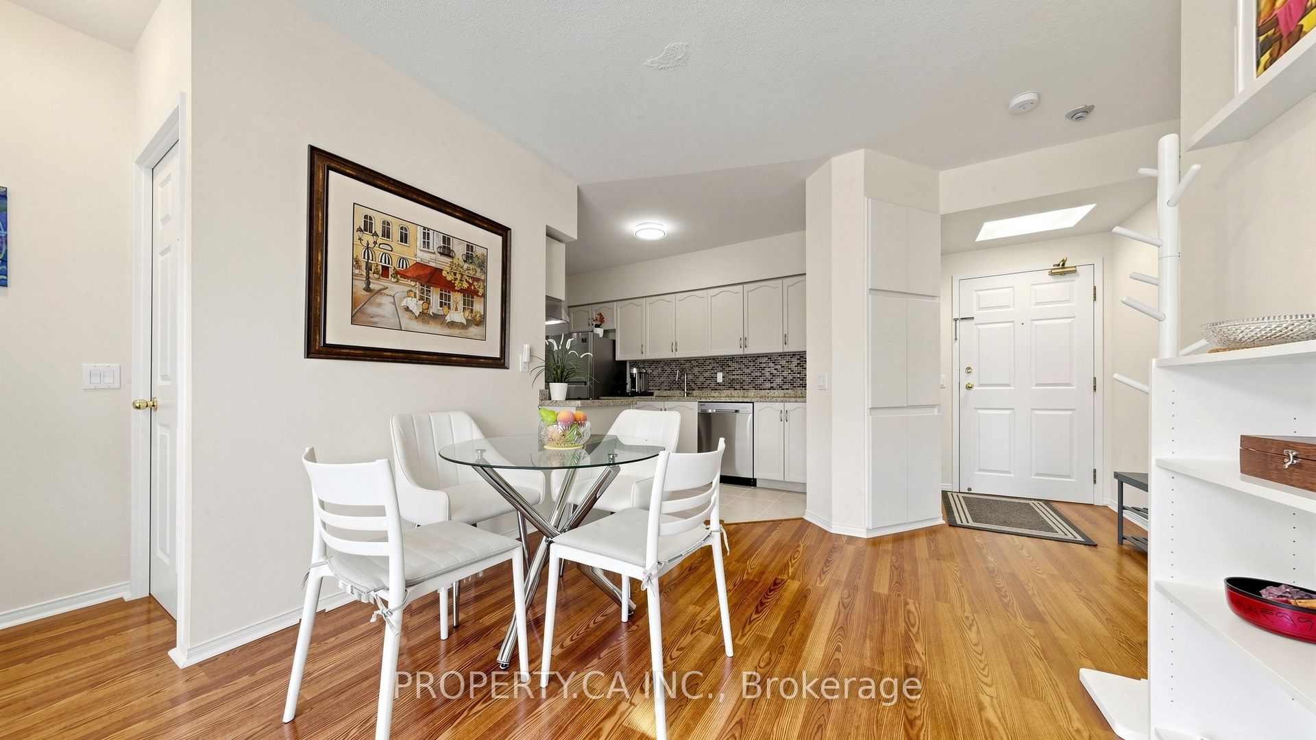 7398 Yonge Street 107 Property Photo 9