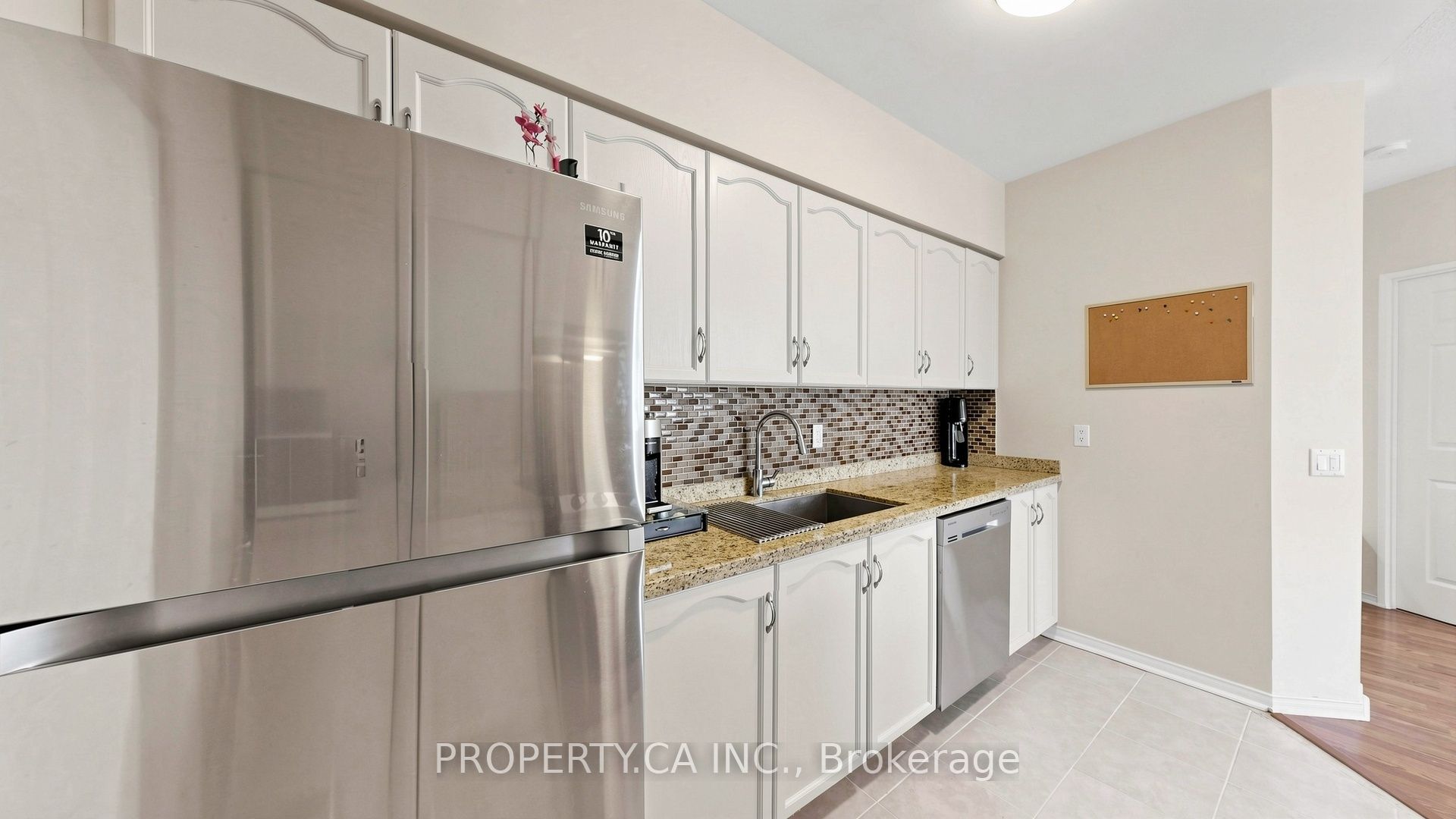 7398 Yonge Street 107 Property Photo 13