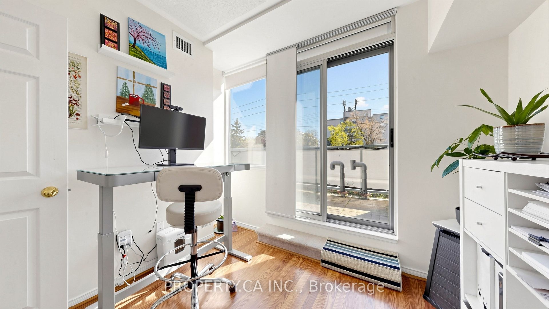 7398 Yonge Street 107 Property Photo 24