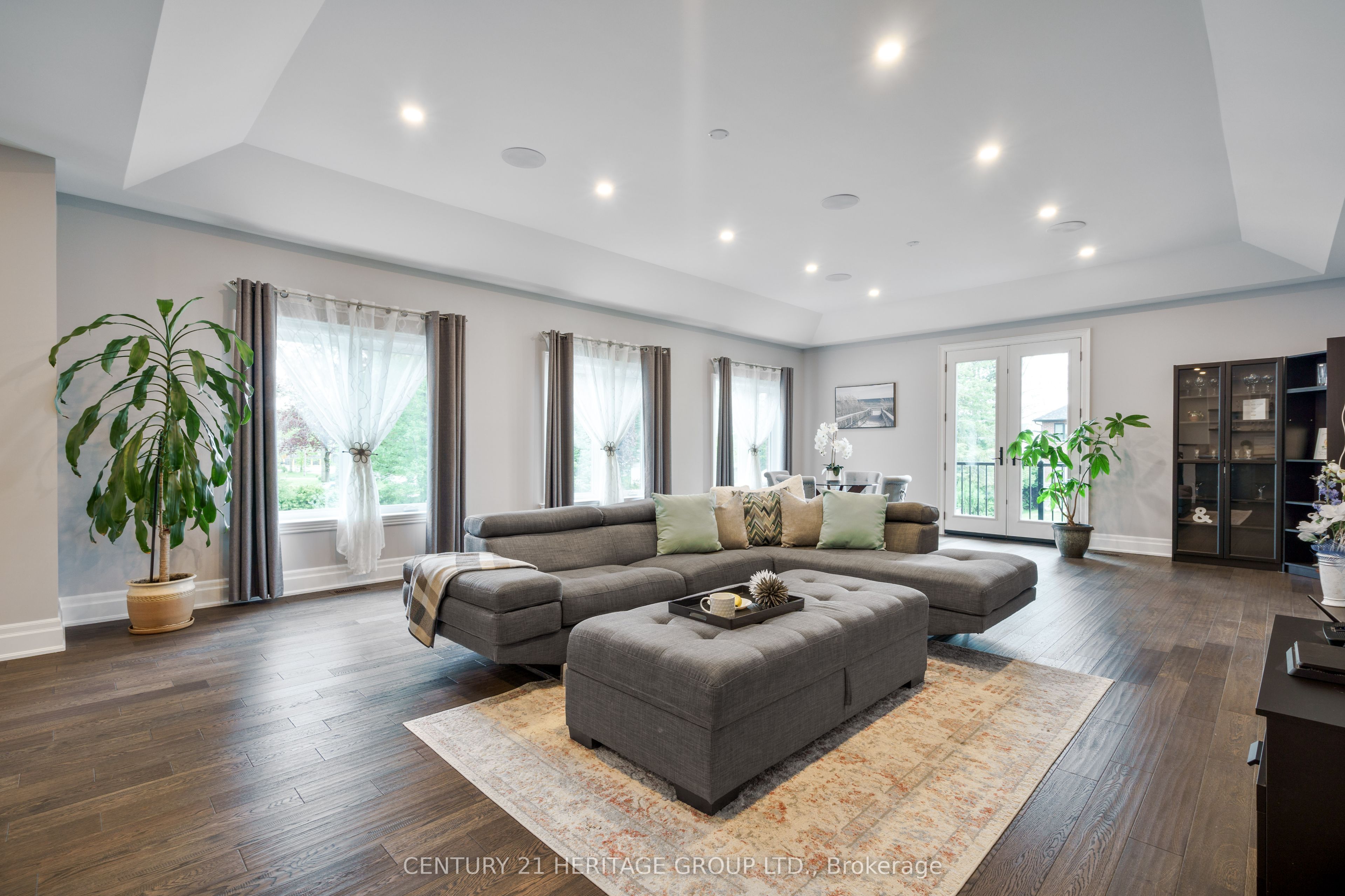 1894 Simcoe Boulevard Property Photo 19