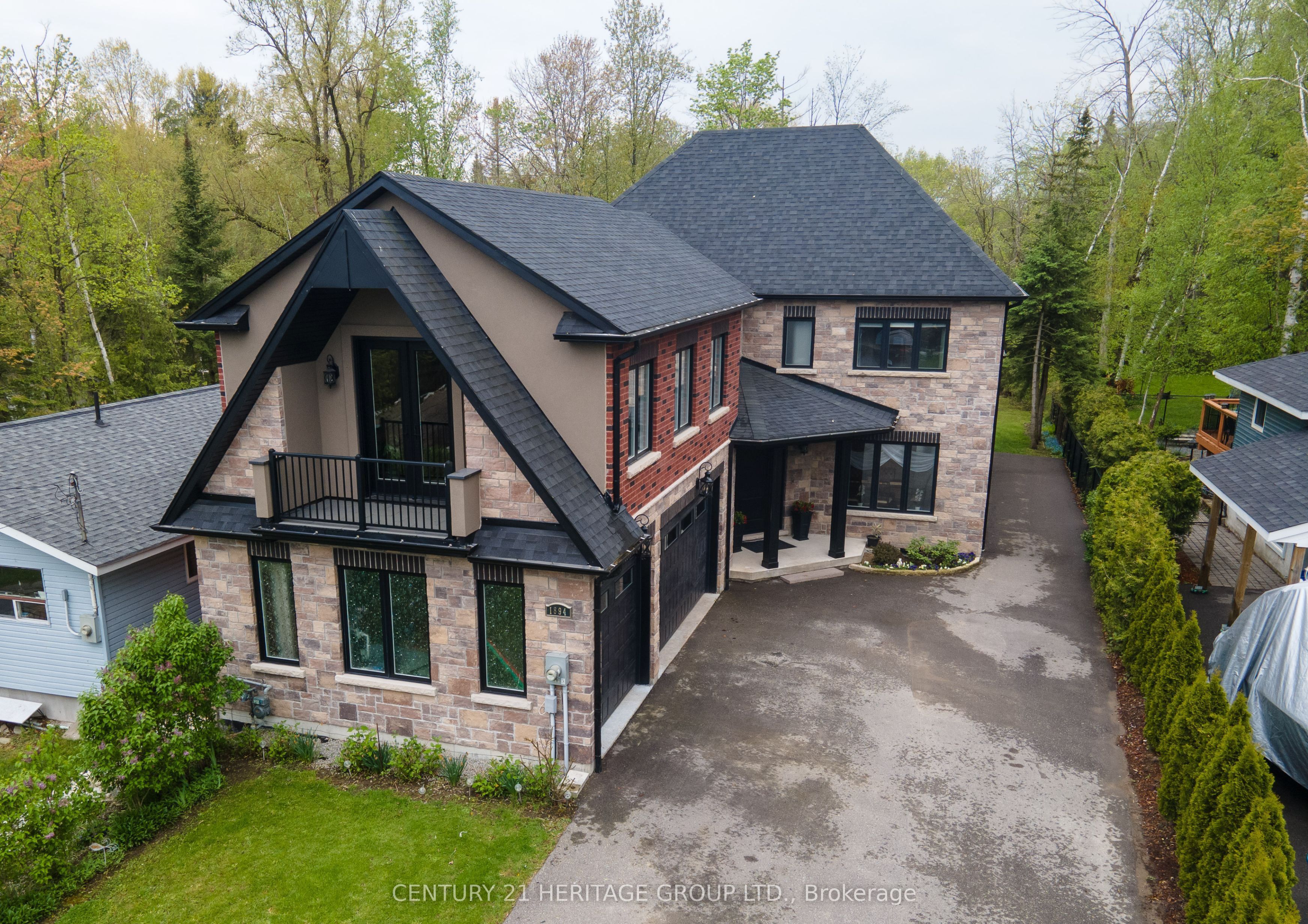 1894 Simcoe Boulevard Property Photo 26