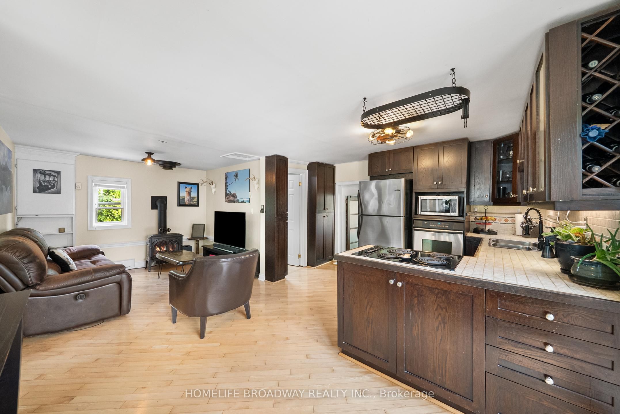 30 Parkhill Drive Property Photo 8