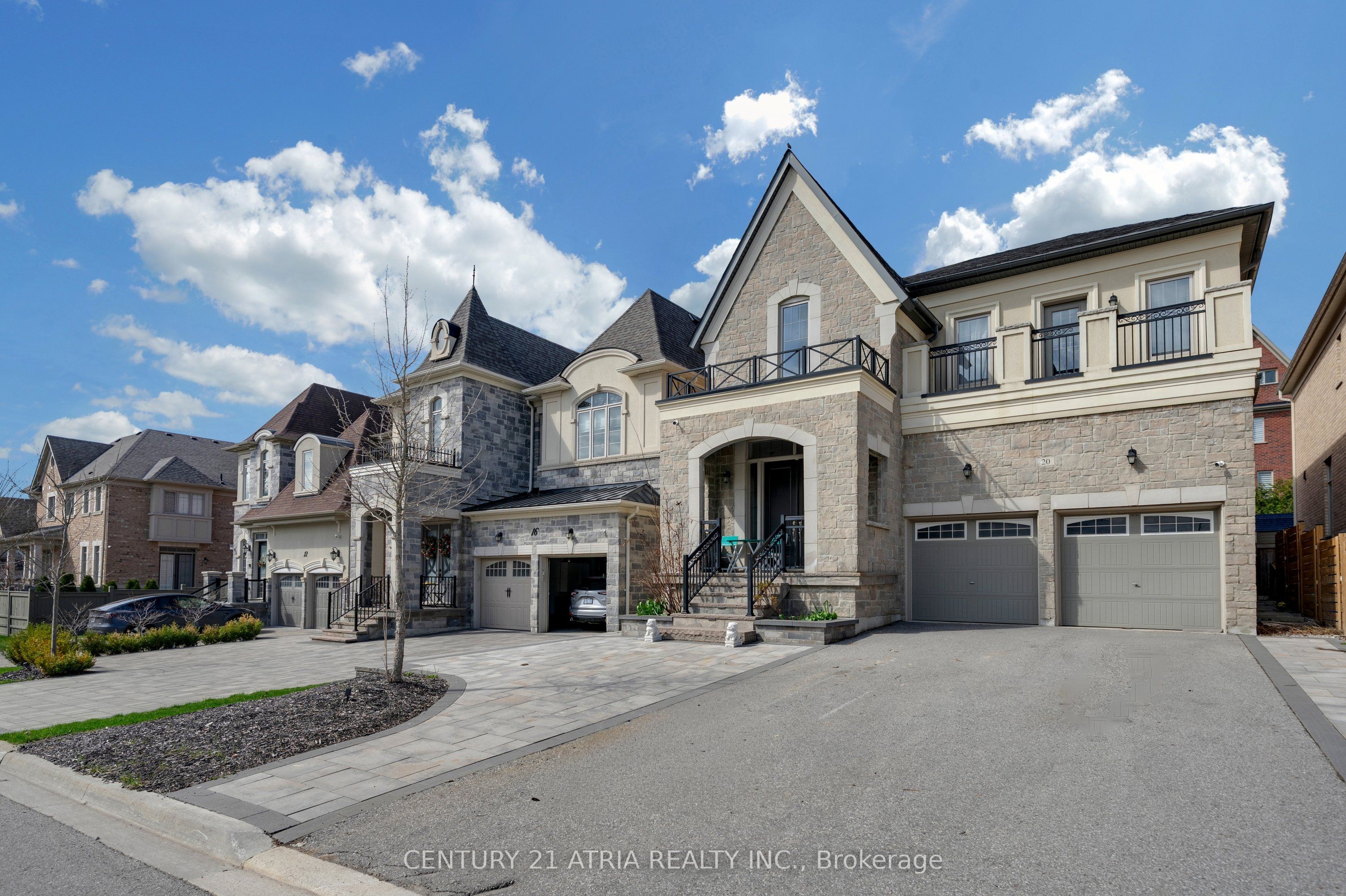 20 Baldry Avenue Property Photo 1
