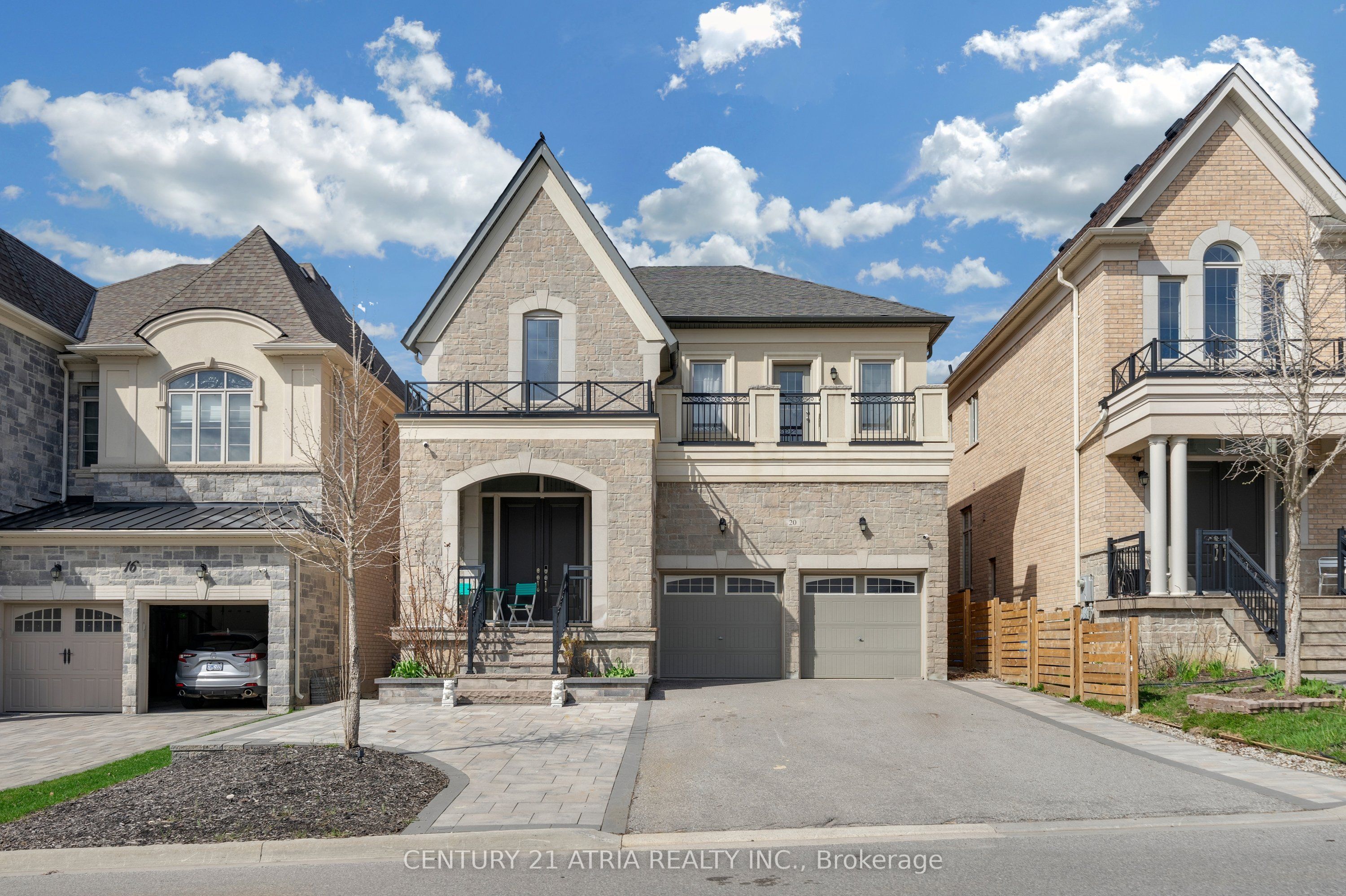 20 Baldry Avenue Property Photo 2