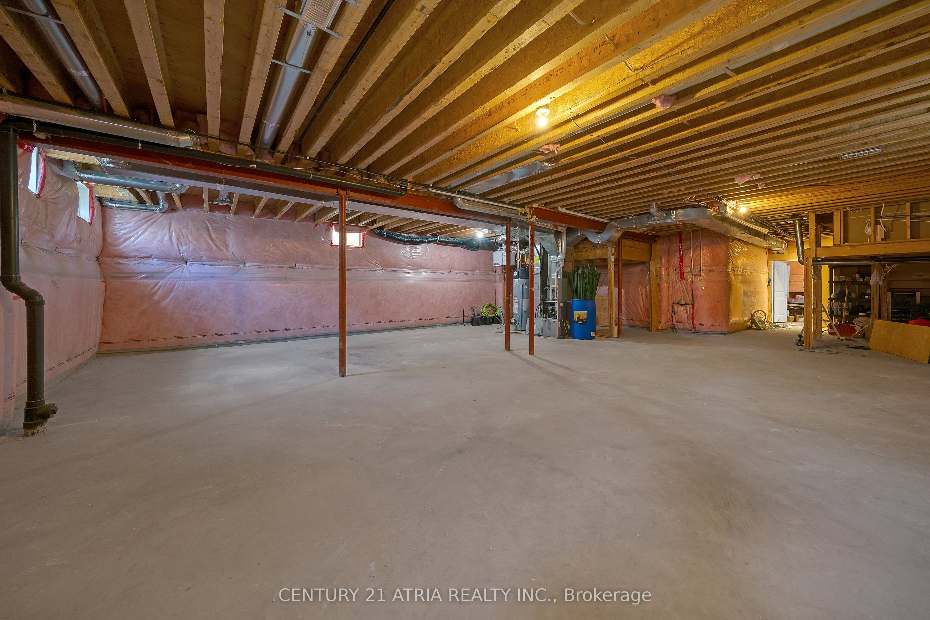 20 Baldry Avenue Property Photo 7