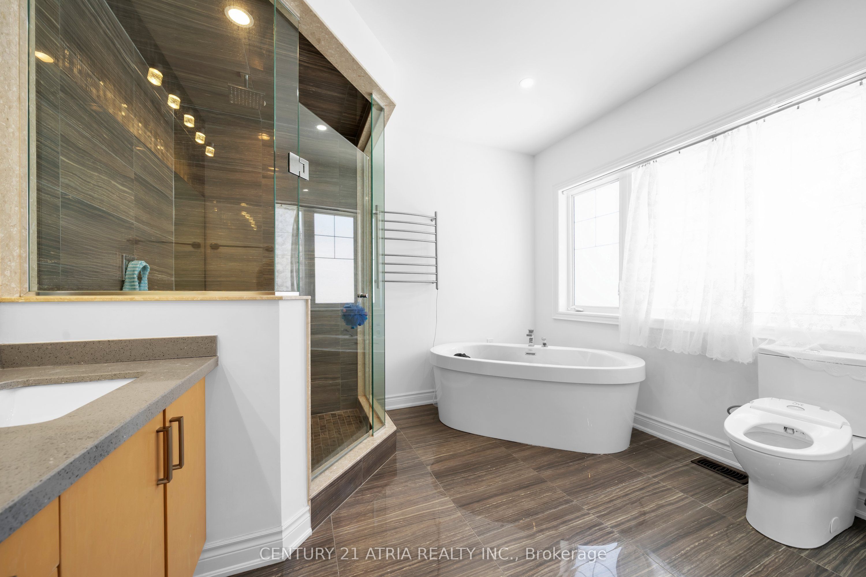 20 Baldry Avenue Property Photo 15
