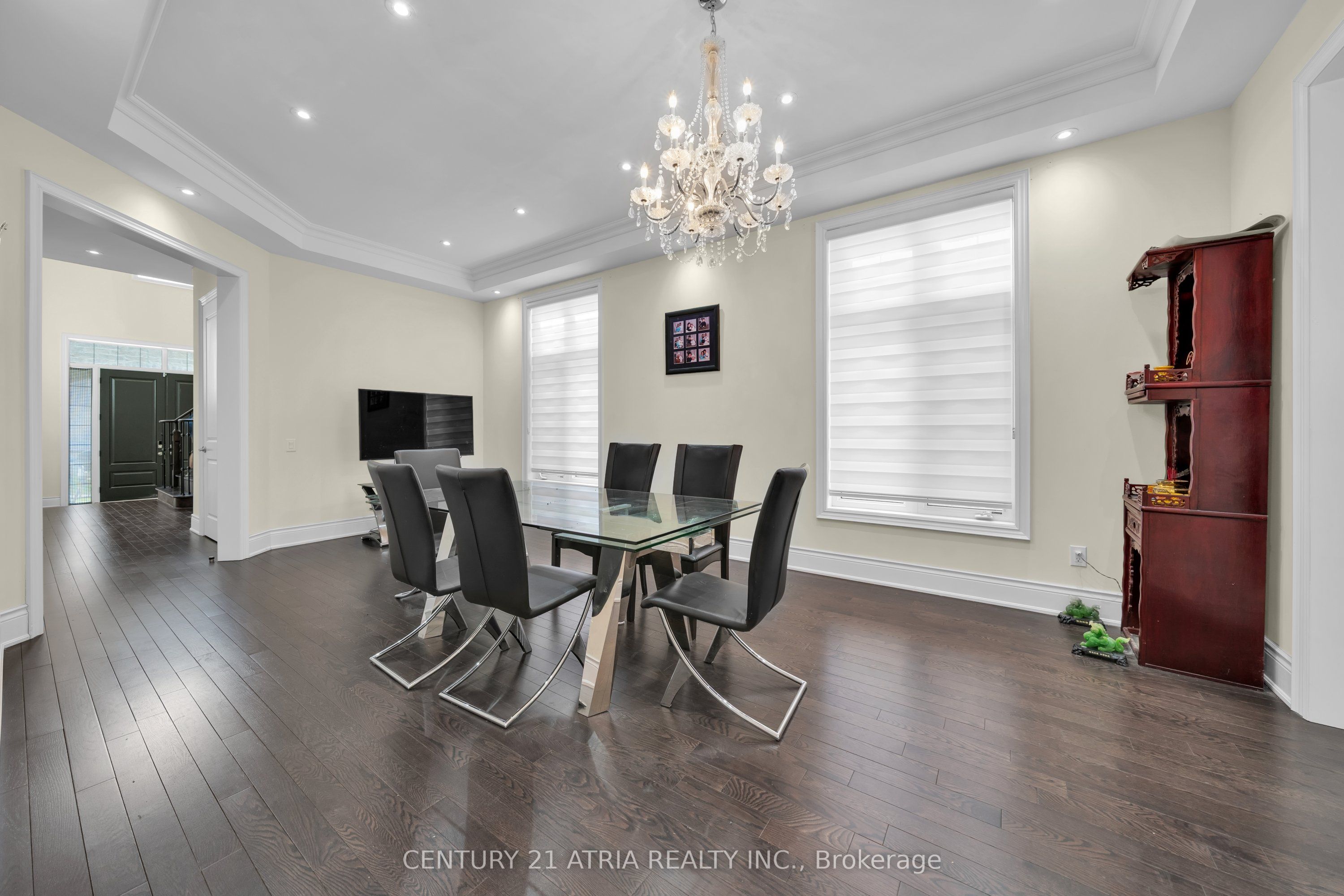 20 Baldry Avenue Property Photo 20