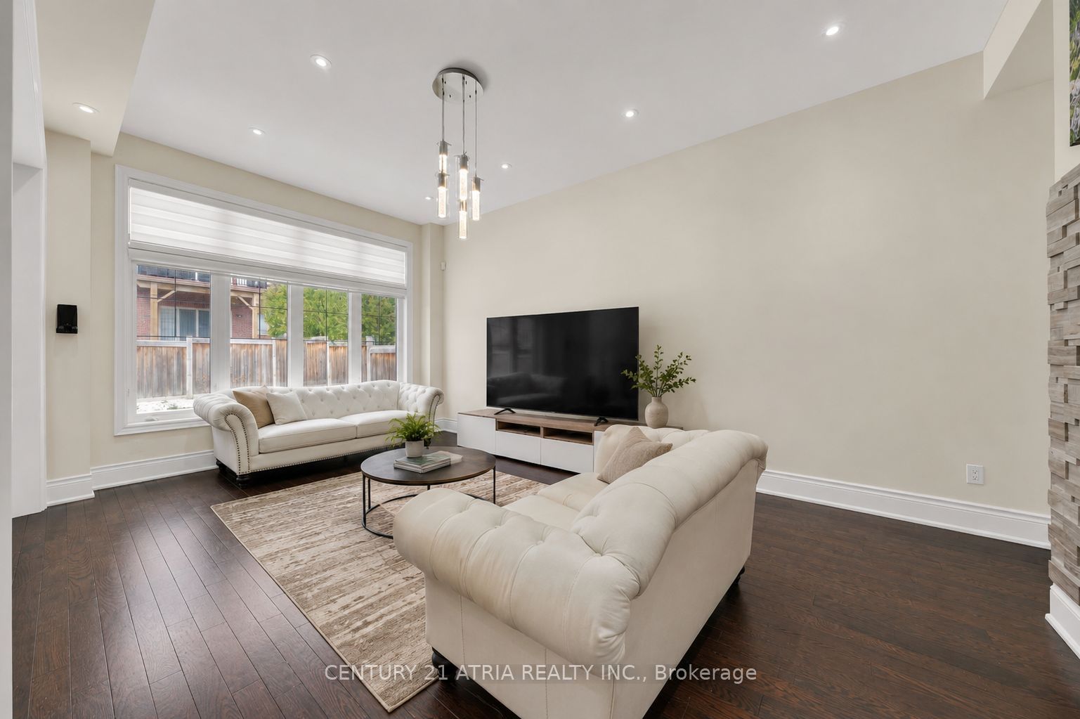 20 Baldry Avenue Property Photo 23