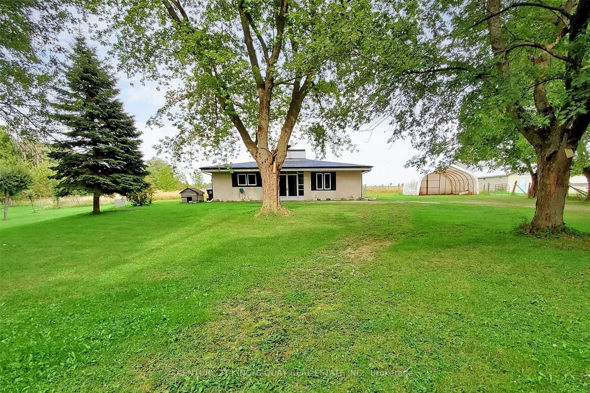 6159 5th Side Road Property Photo 1
