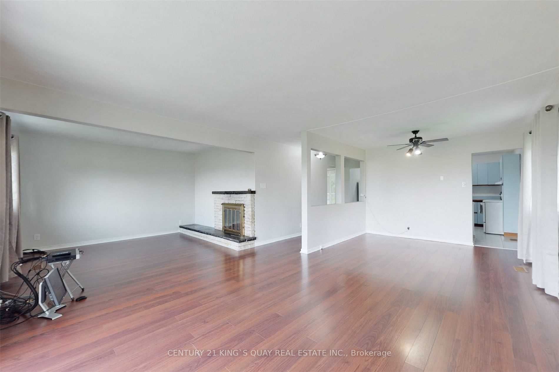 6159 5th Side Road Property Photo 2