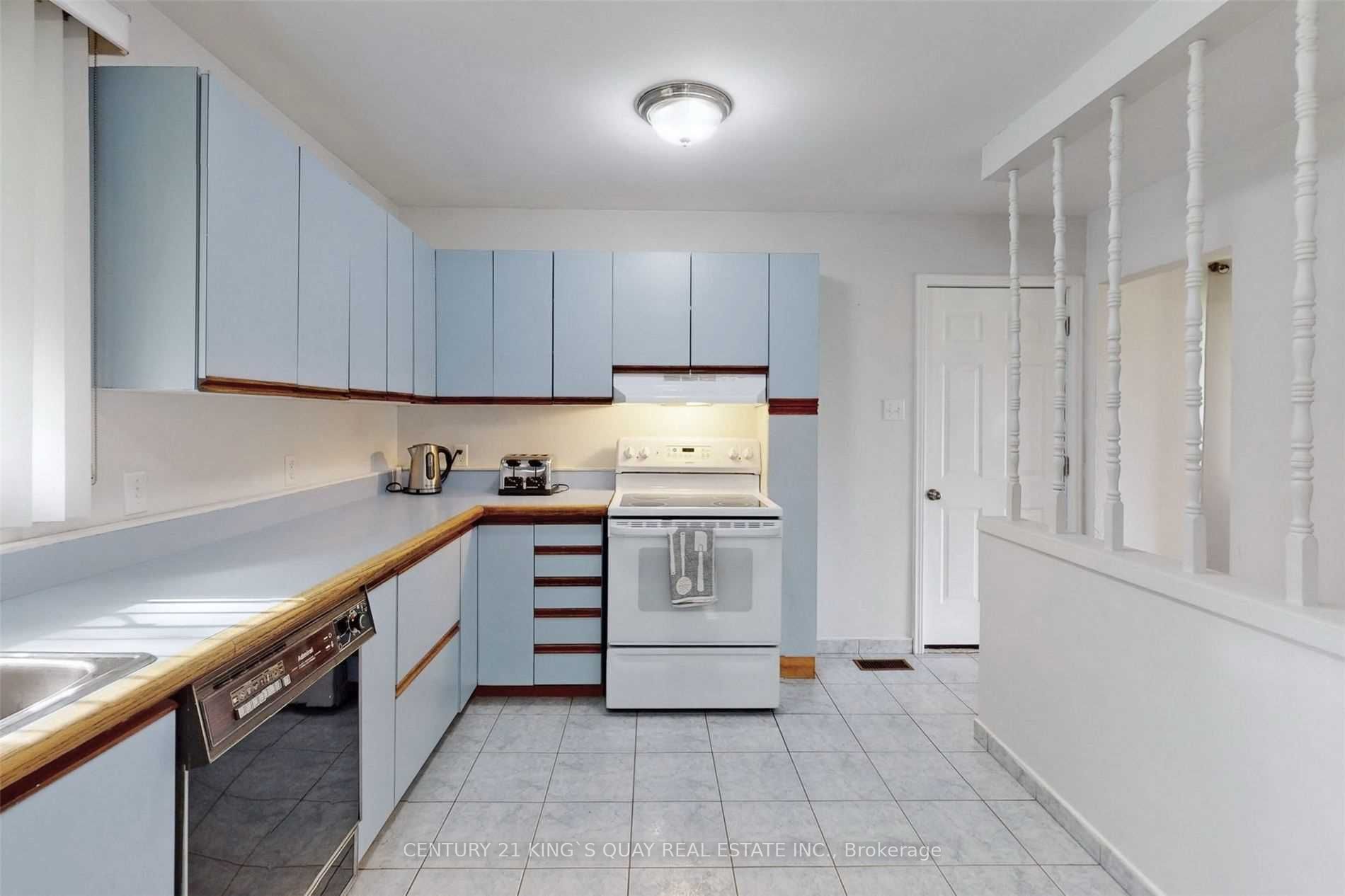 6159 5th Side Road Property Photo 4