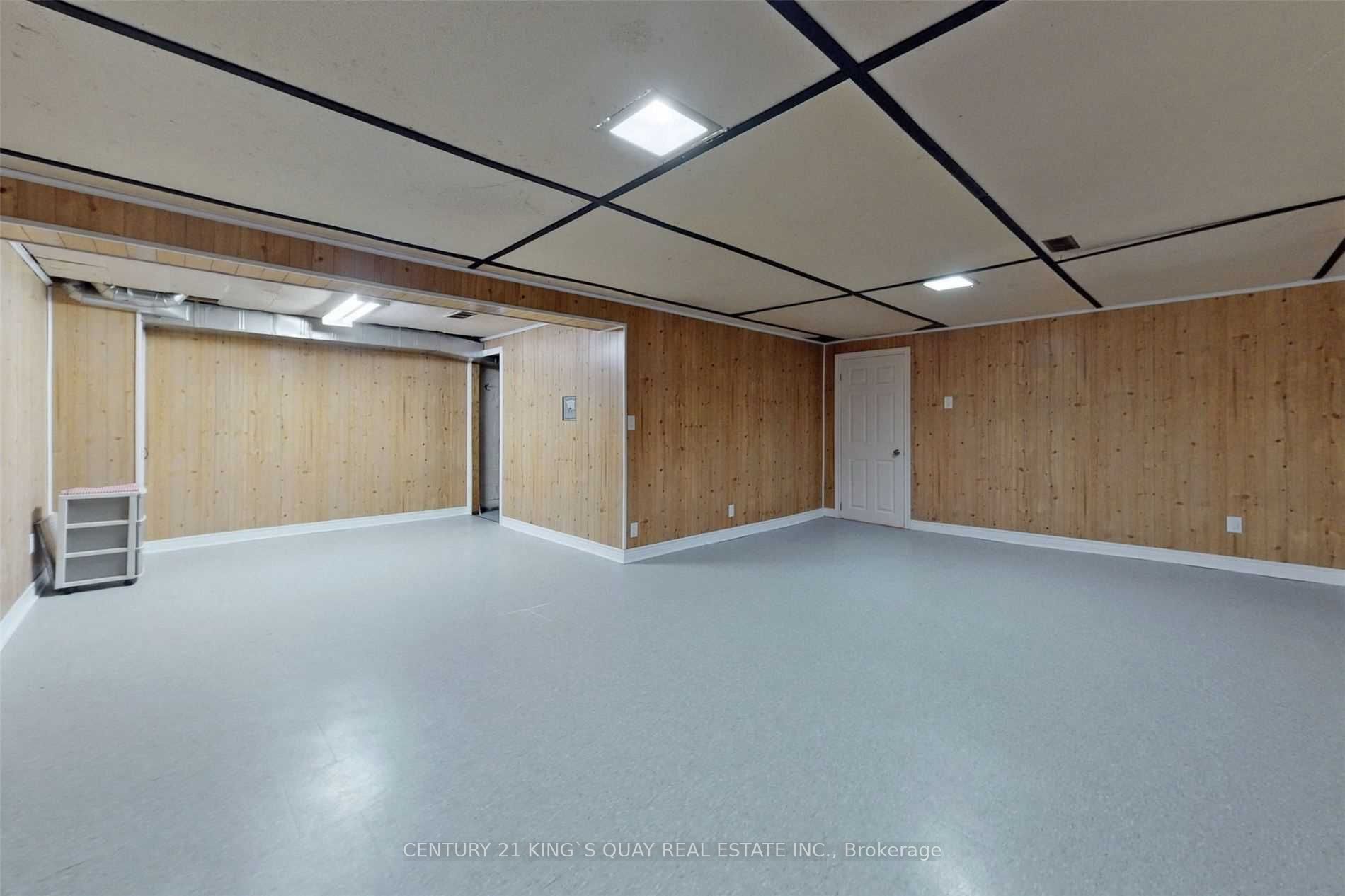 6159 5th Side Road Property Photo 6