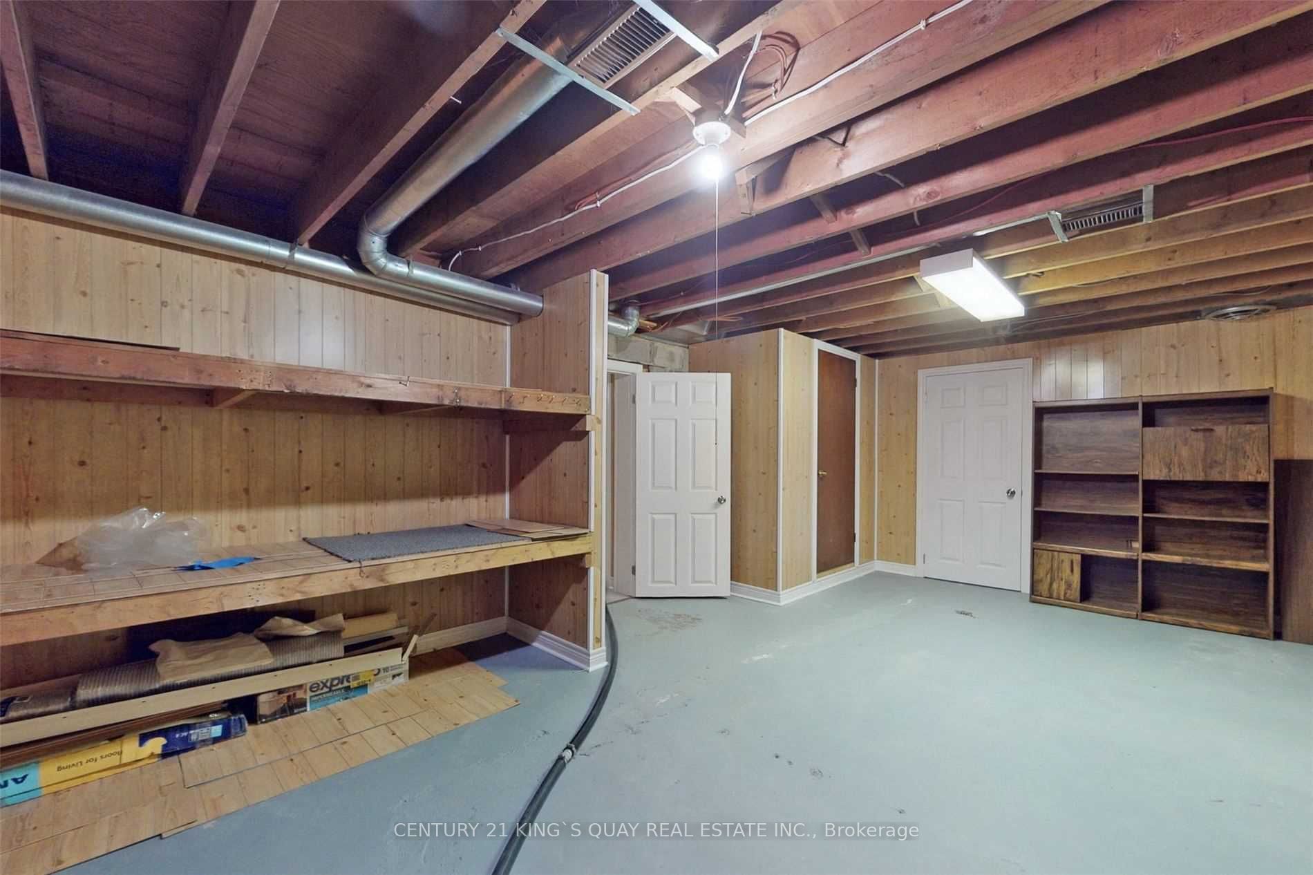 6159 5th Side Road Property Photo 9