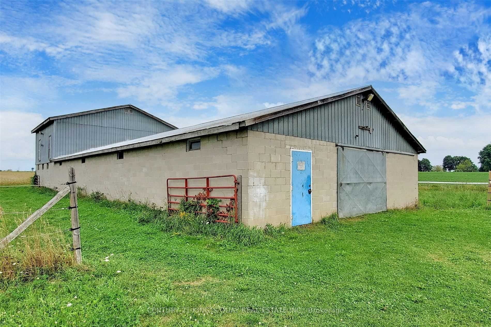 6159 5th Side Road Property Photo 11