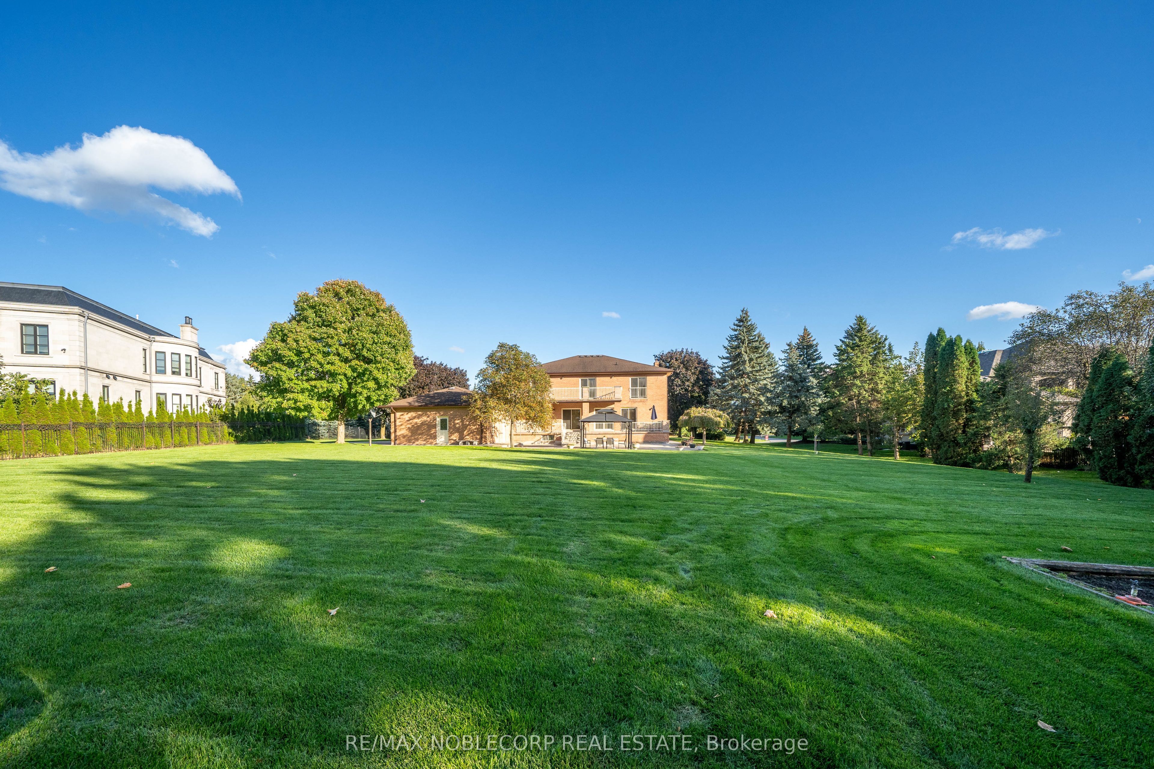72 Balding Boulevard Property Photo 8