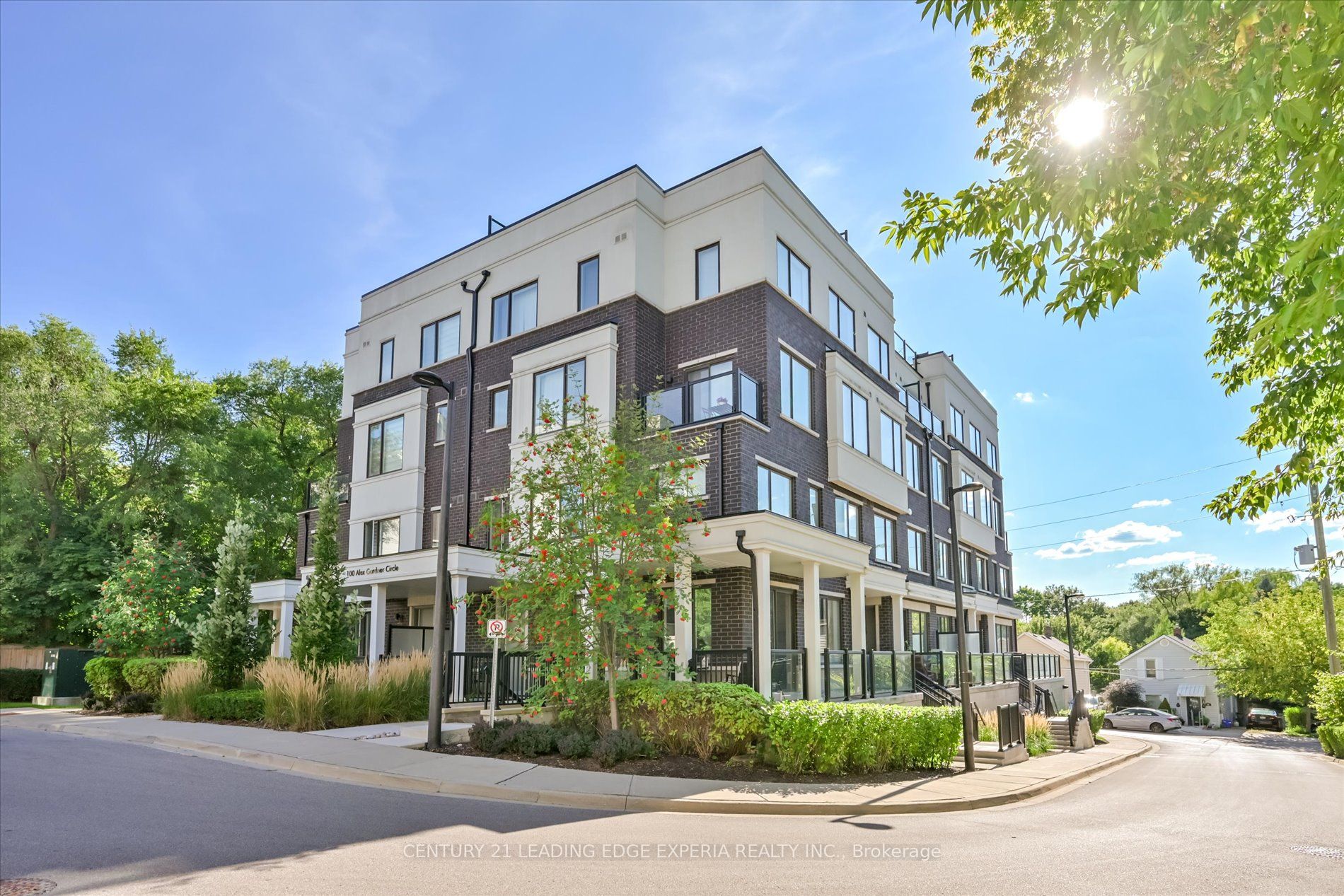 100 Alex Gardner Circle 2 Property Photo 1