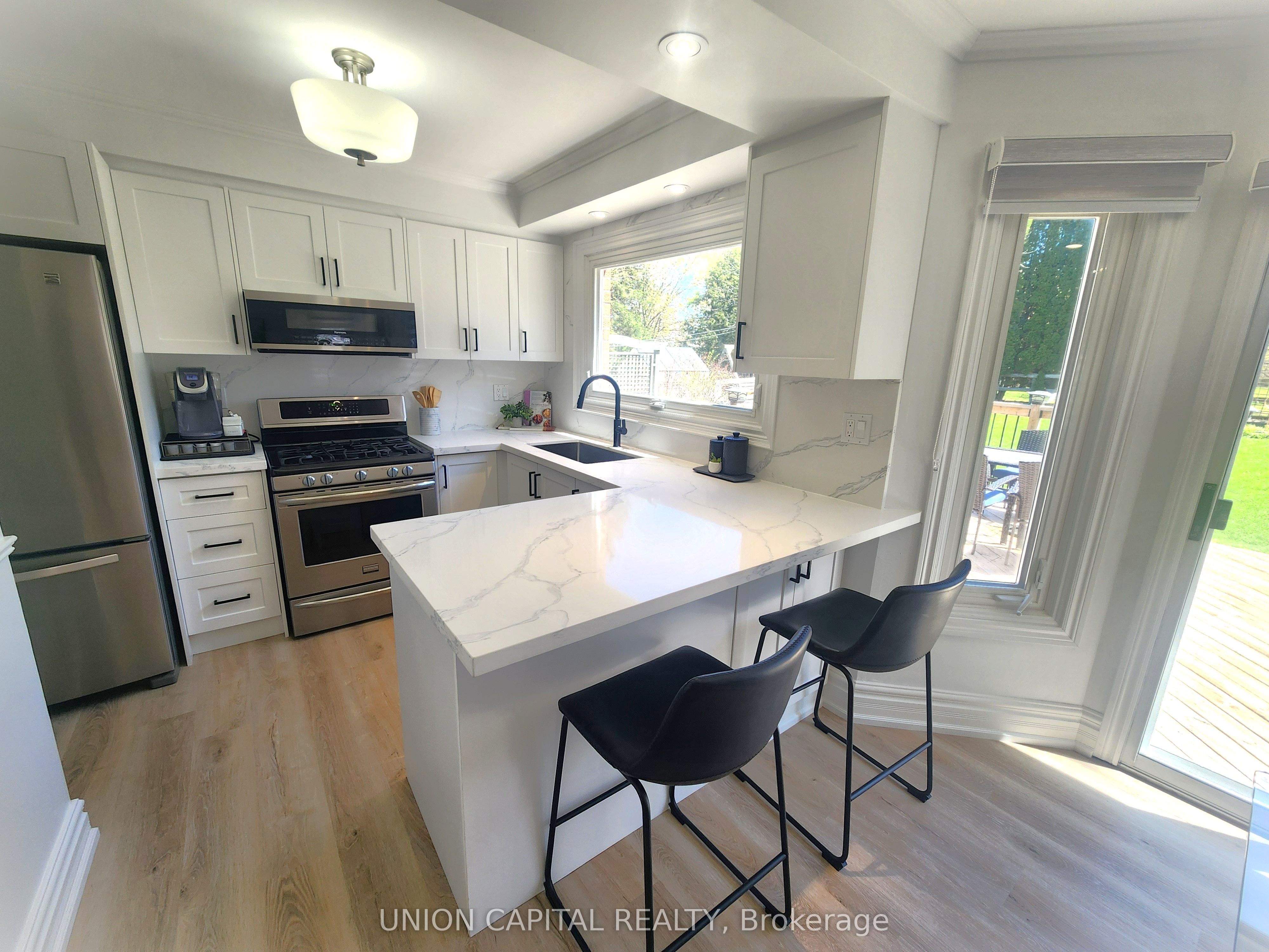 37 Carmody Lane Property Photo 5