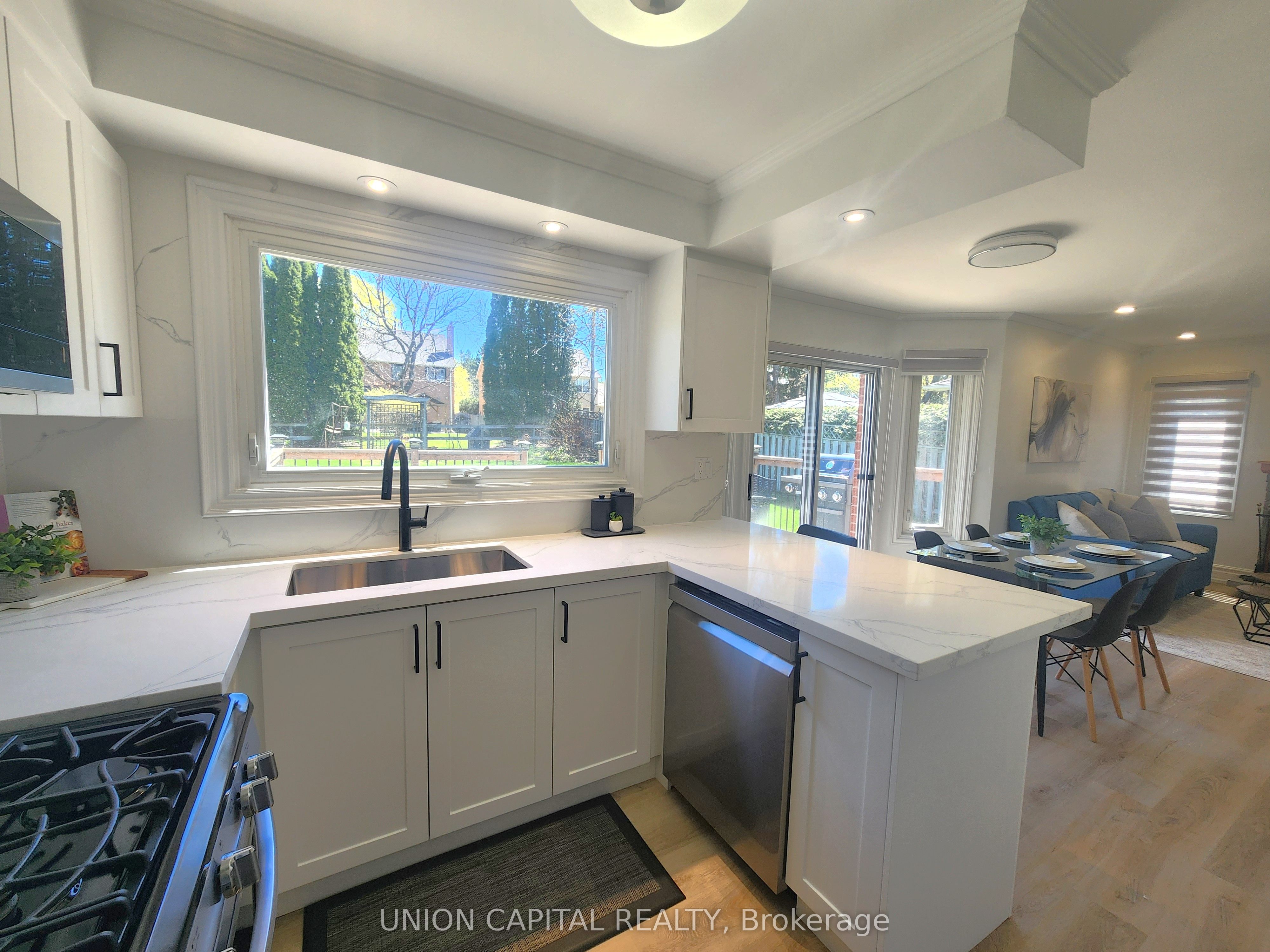 37 Carmody Lane Property Photo 6