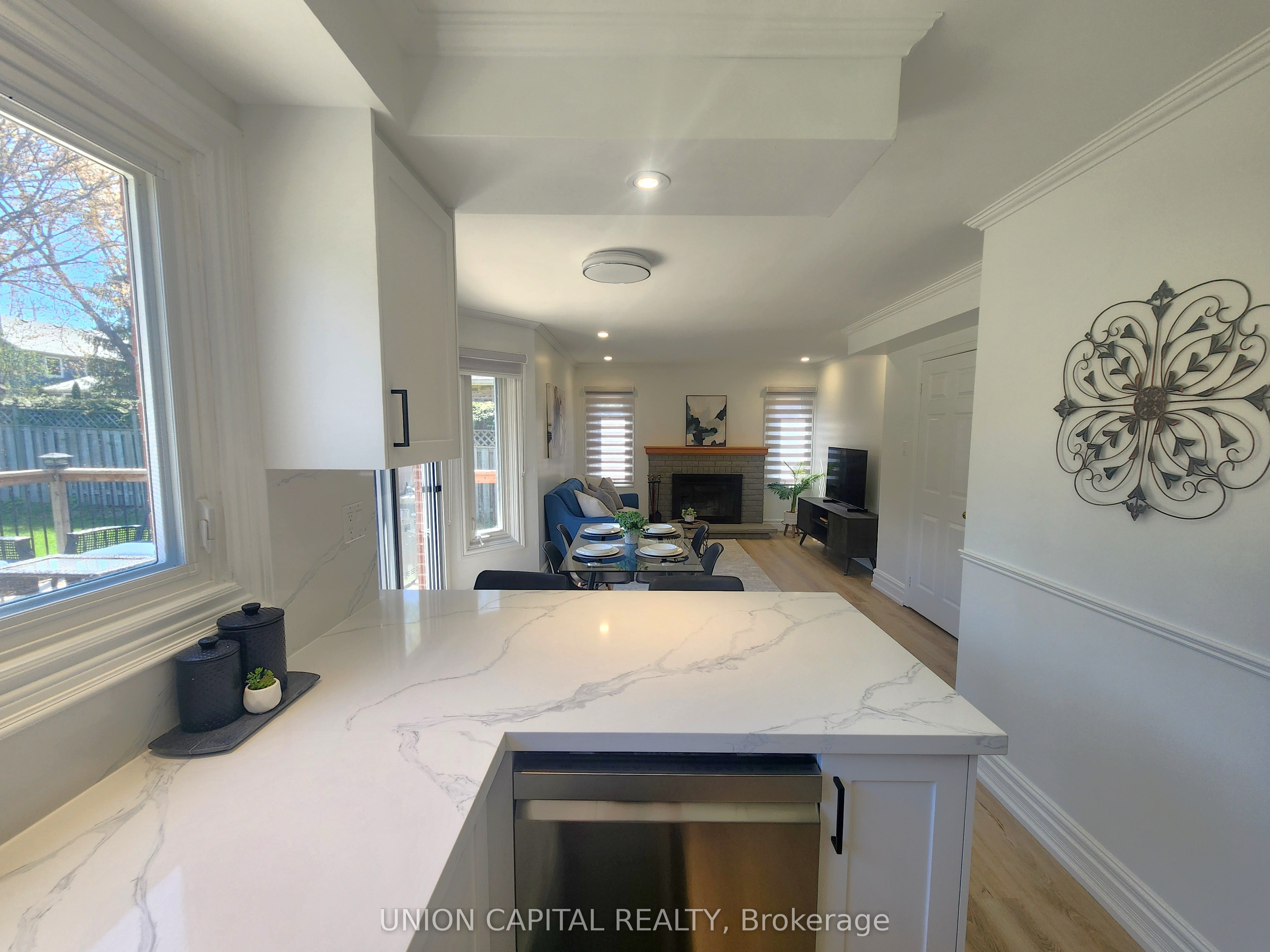 37 Carmody Lane Property Photo 8