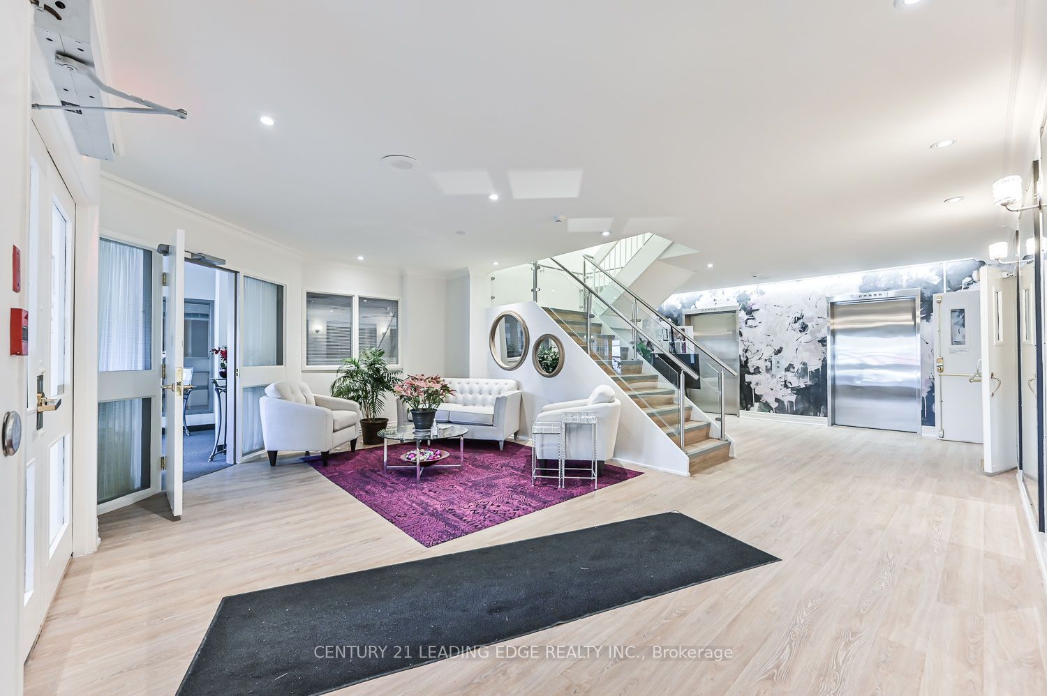 100 Anna Russell Way 214 Property Photo 6