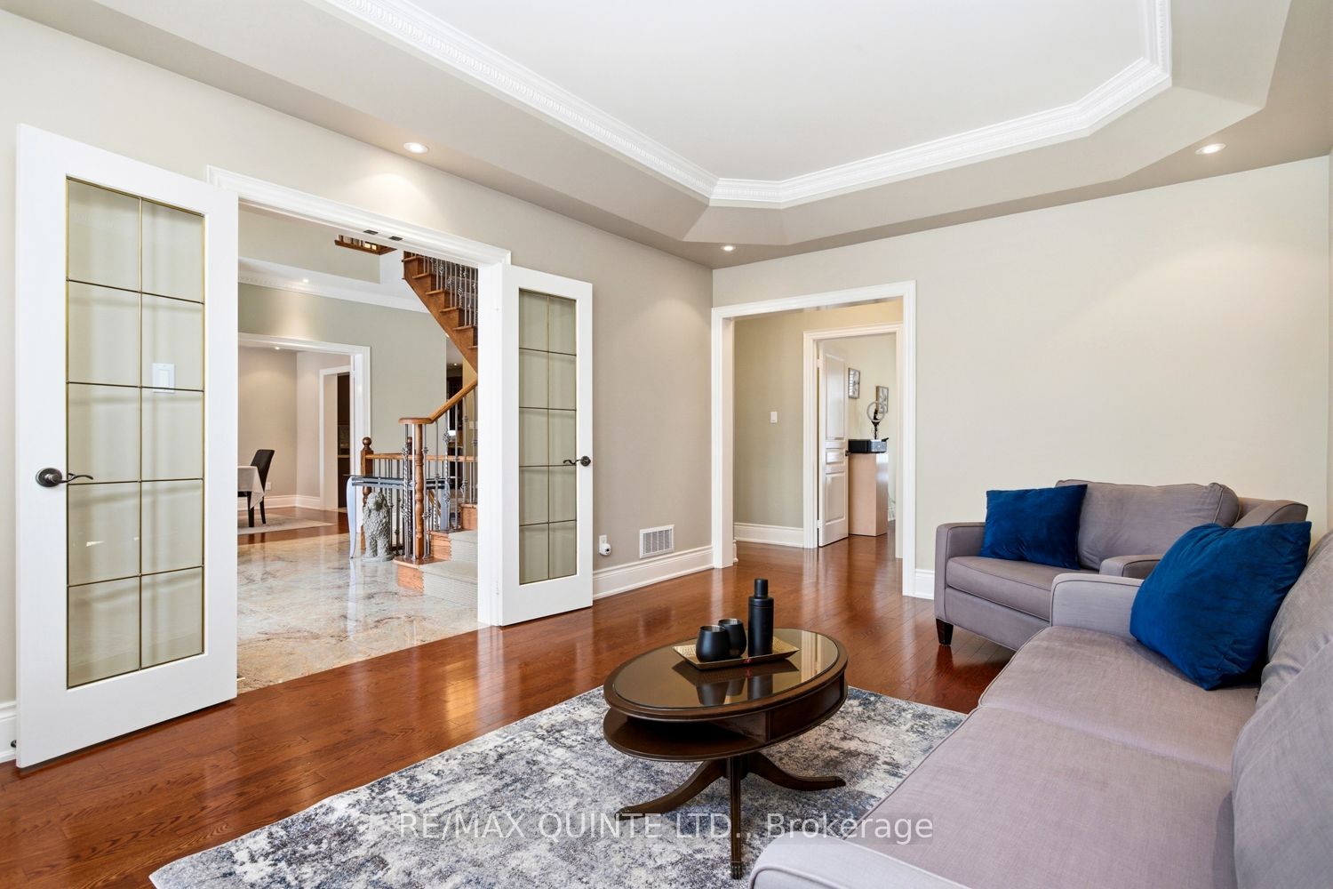 2 Treeview Avenue Property Photo 17