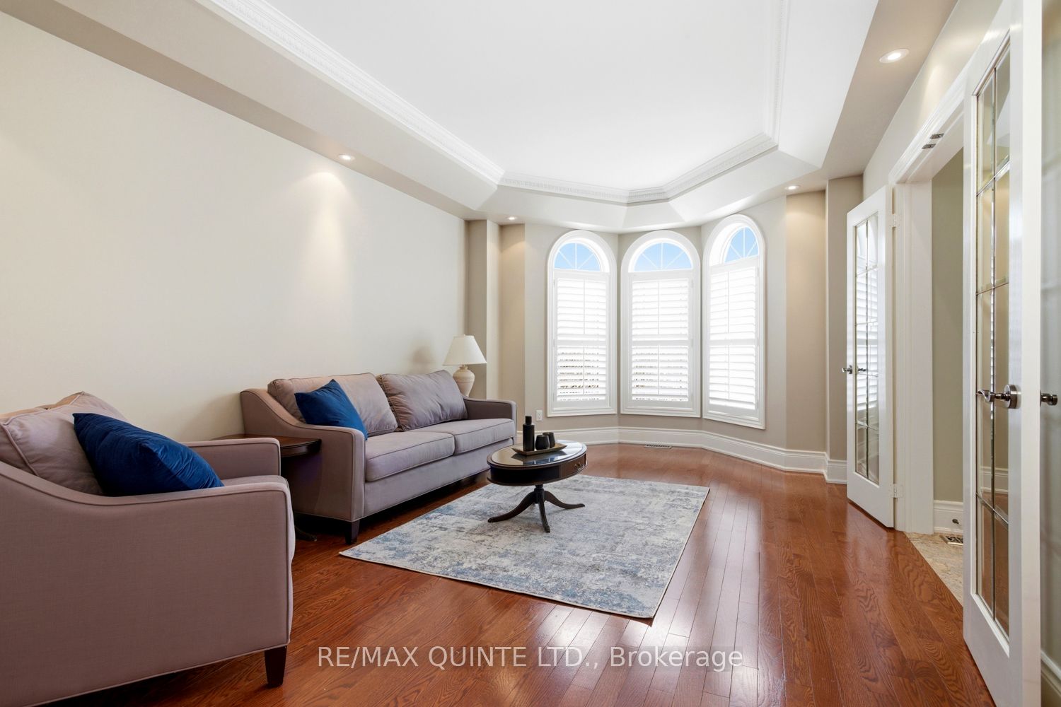 2 Treeview Avenue Property Photo 18