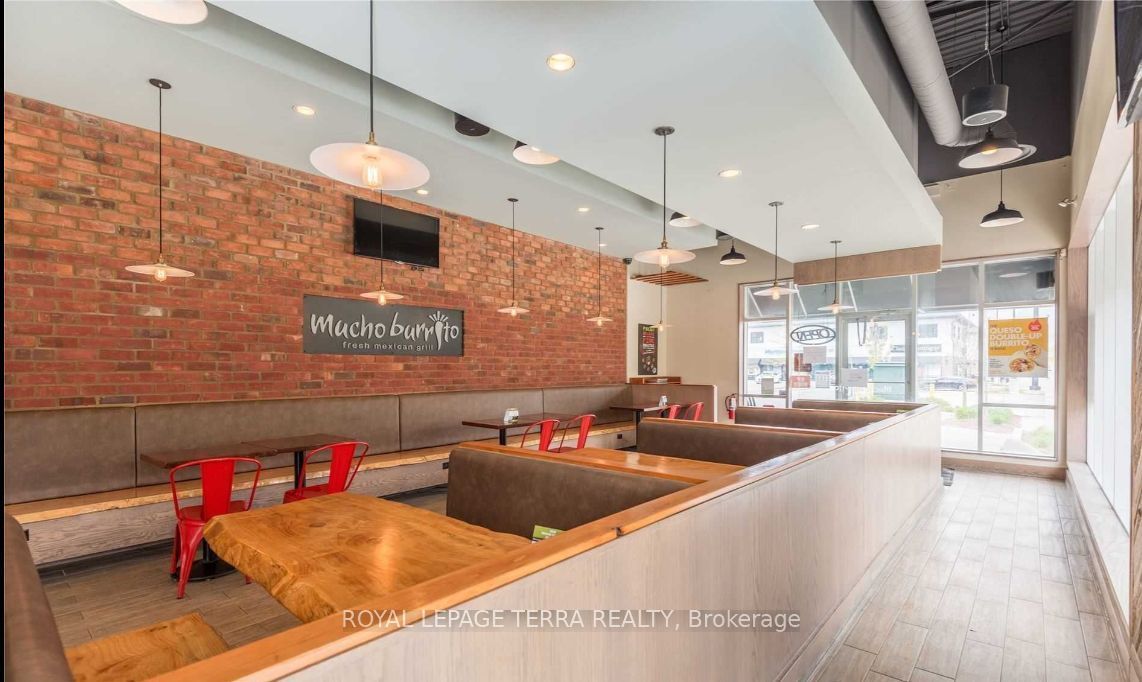 18267 Yonge Street Property Photo 13