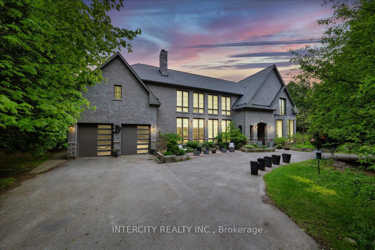 15600 7th Concession Road