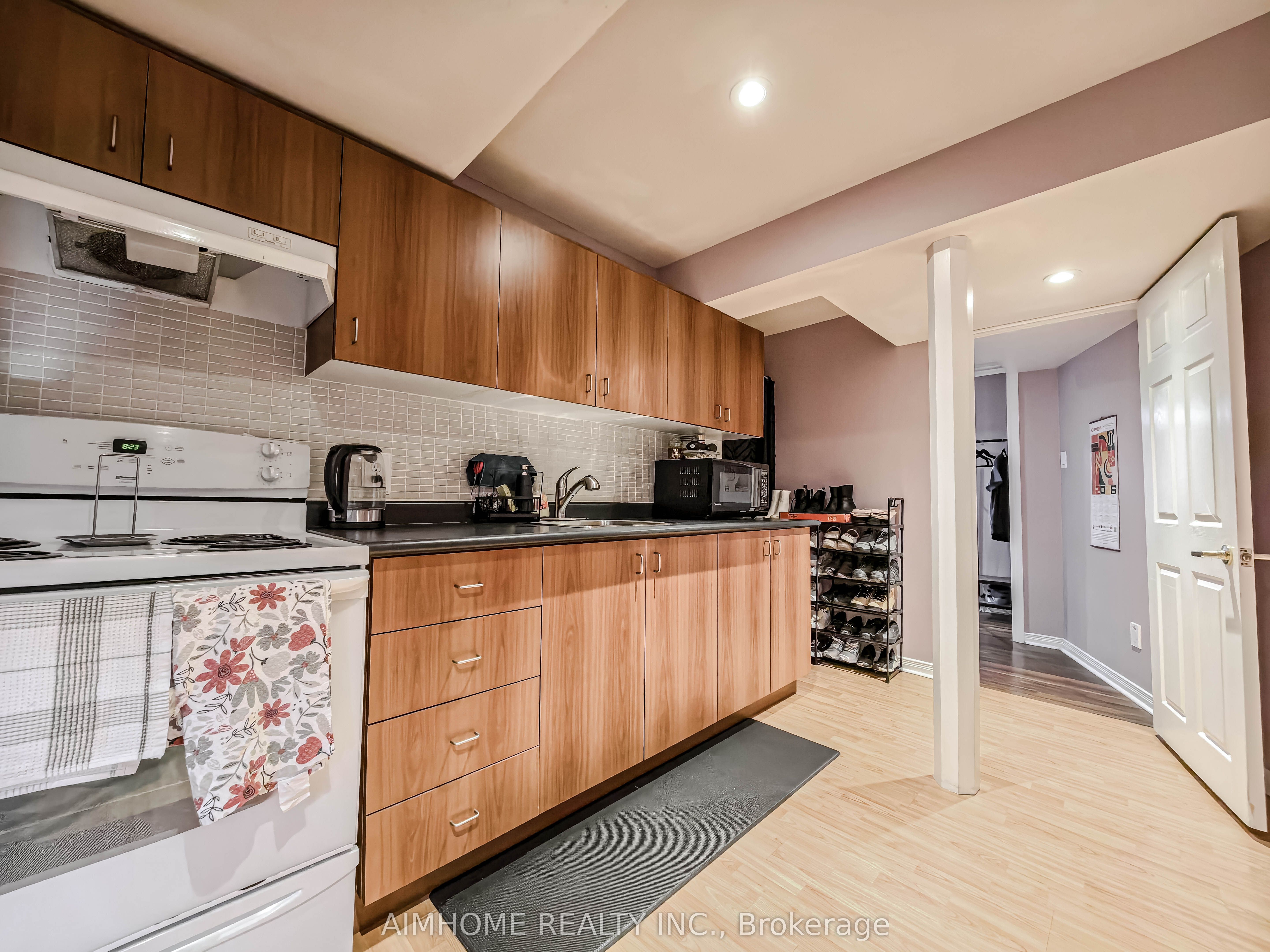16 Chasser Drive Bsmt Property Photo 8
