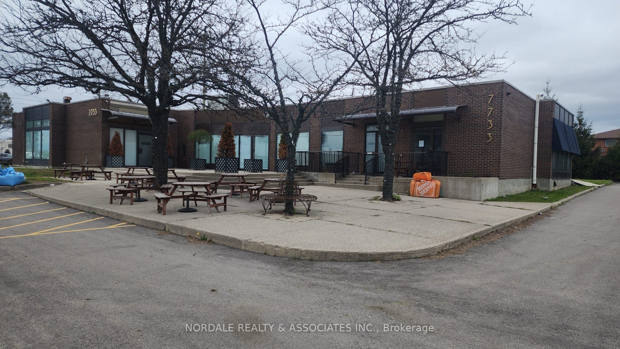 7733 Keele Street Property Photo 1