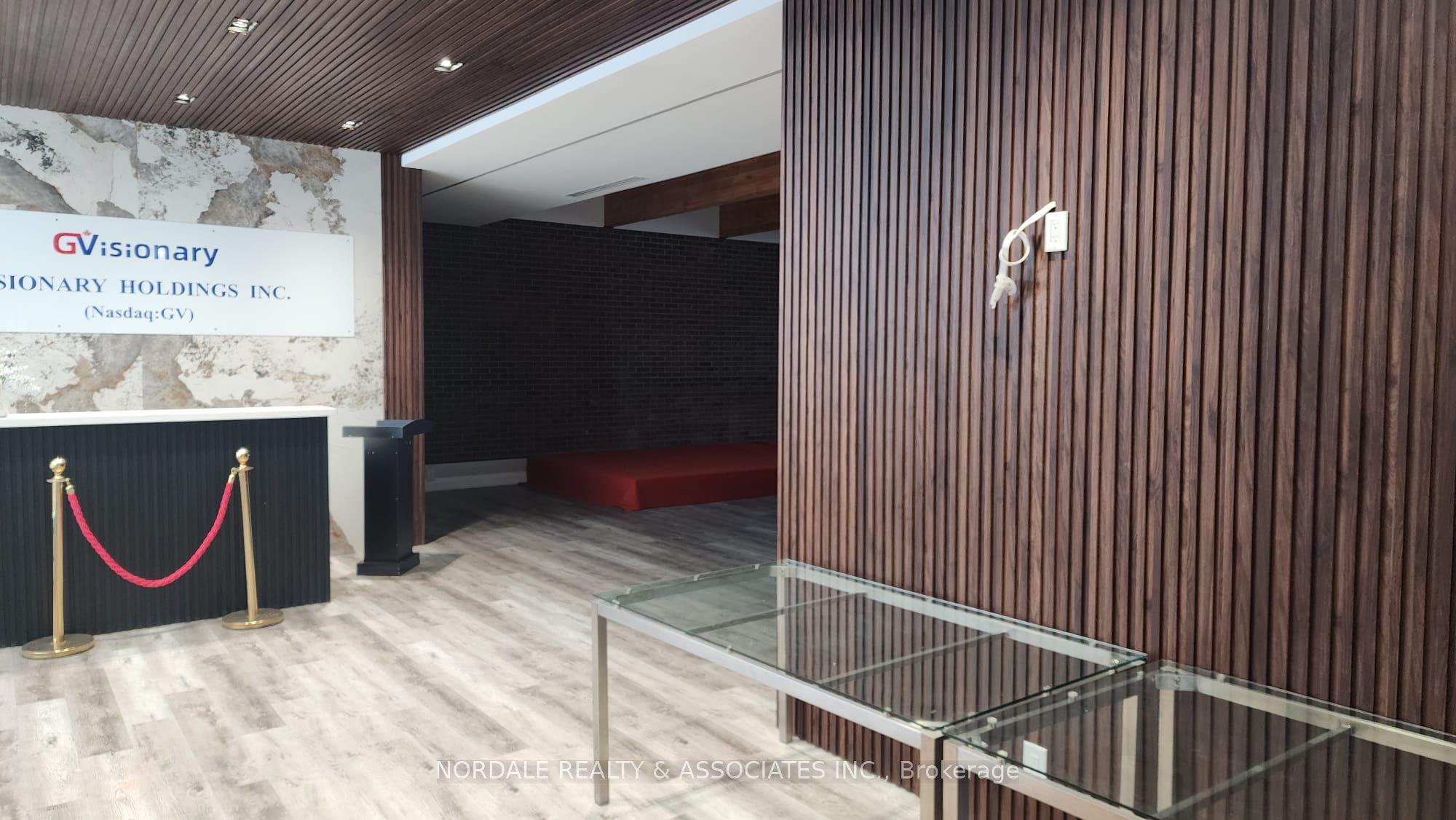 7733 Keele Street Property Photo 4