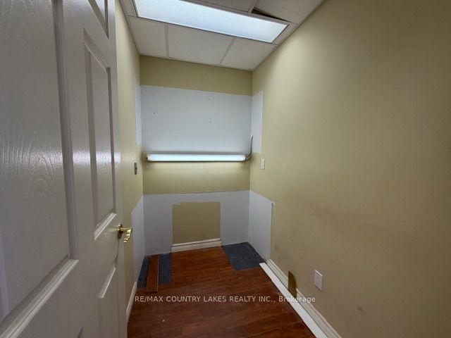 466 Osborne Street 470 Property Photo 12