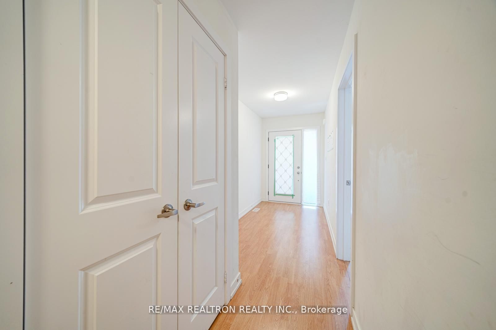 119 Cornell Rouge Boulevard Property Photo 9
