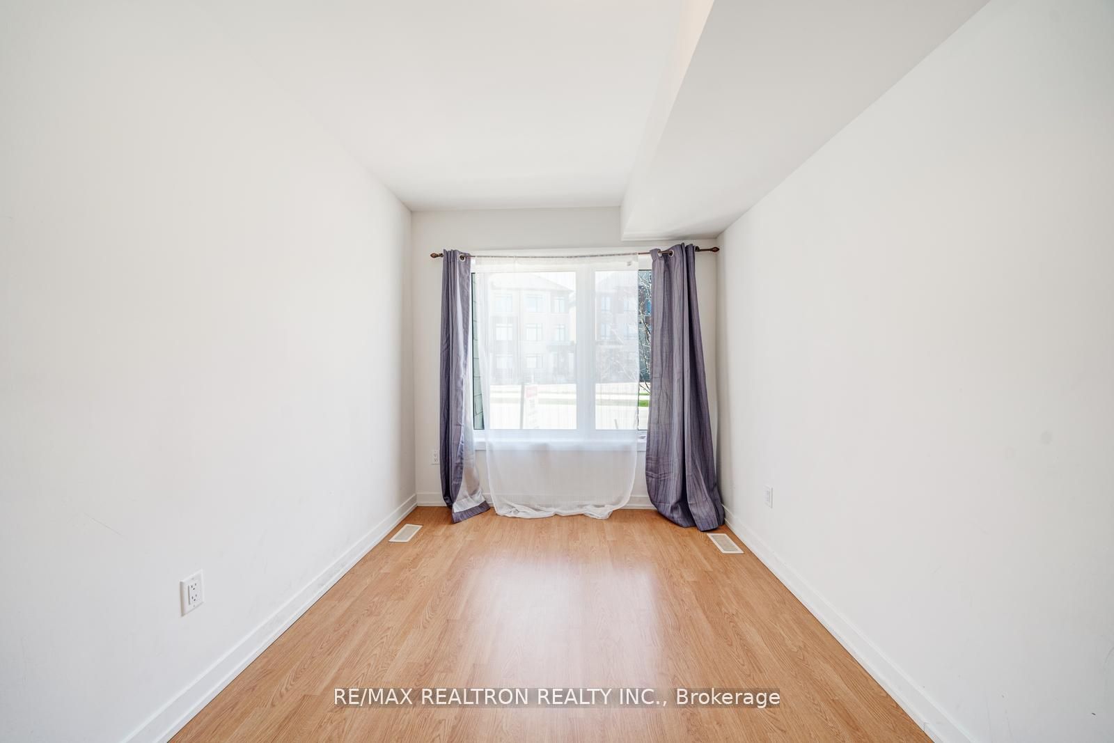 119 Cornell Rouge Boulevard Property Photo 10