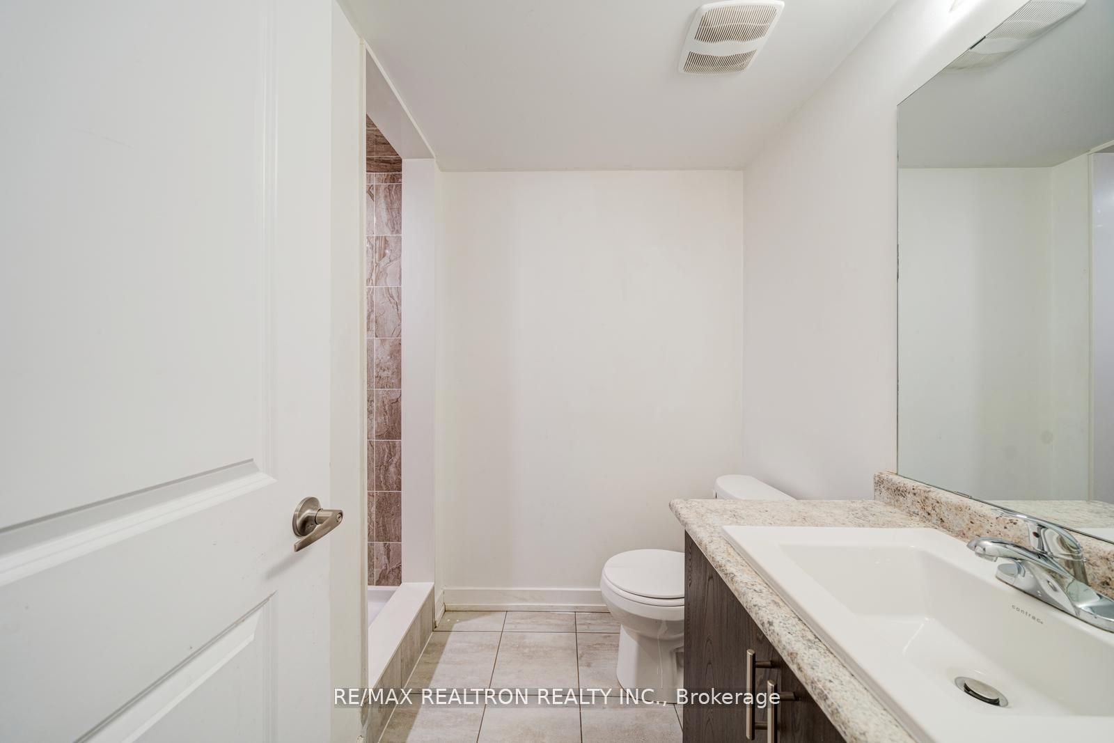 119 Cornell Rouge Boulevard Property Photo 13
