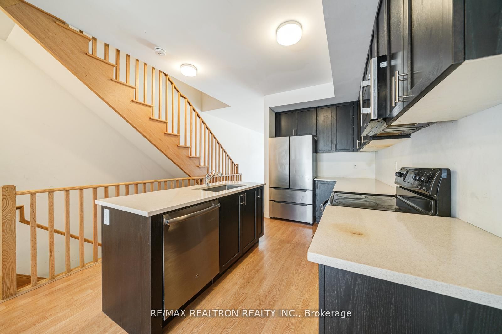 119 Cornell Rouge Boulevard Property Photo 16
