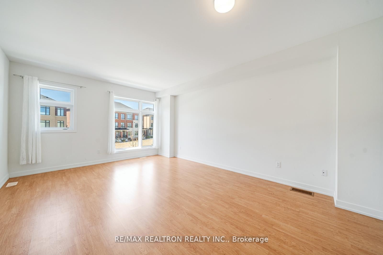 119 Cornell Rouge Boulevard Property Photo 24
