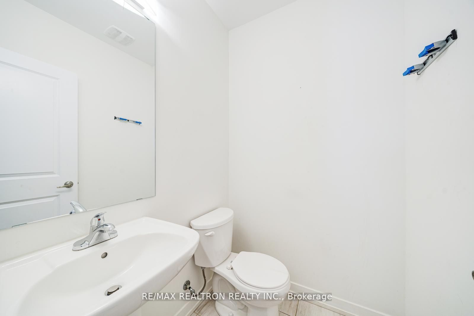 119 Cornell Rouge Boulevard Property Photo 30