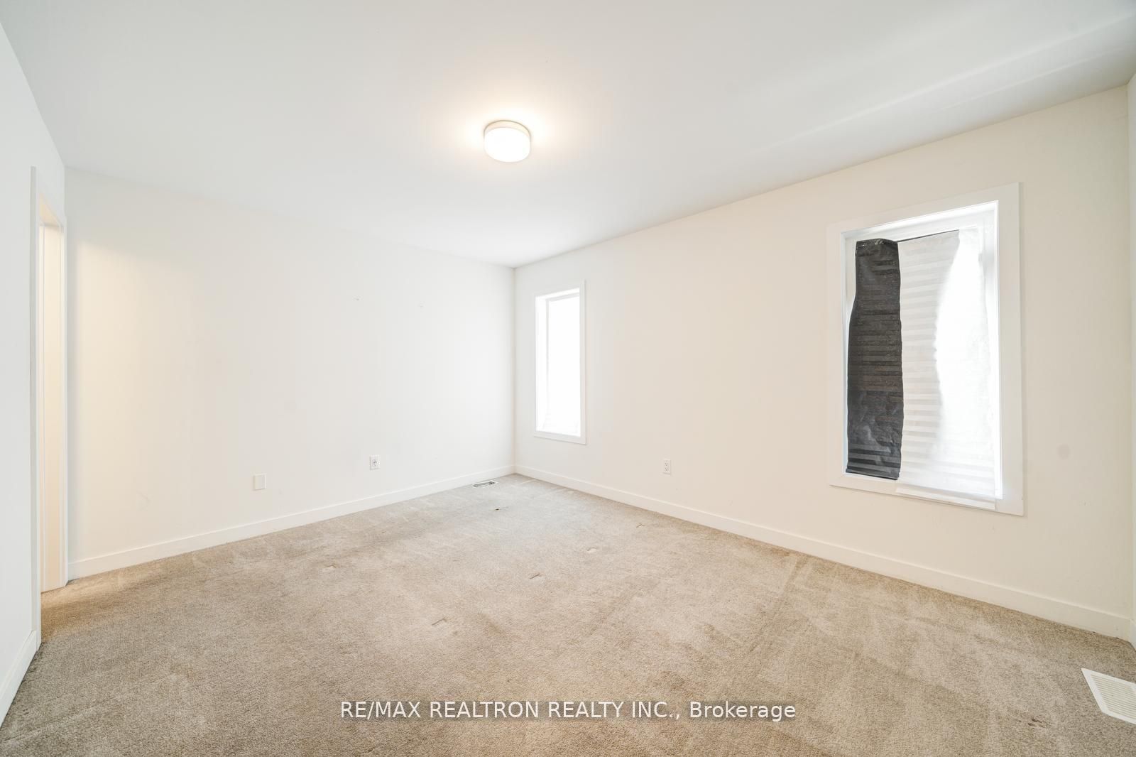119 Cornell Rouge Boulevard Property Photo 33