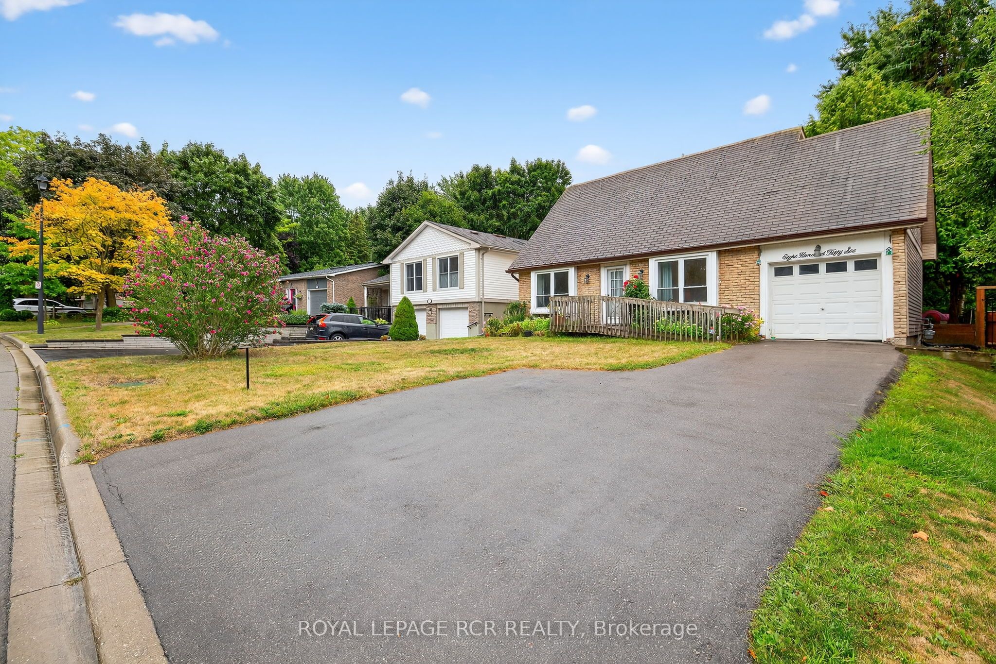 856 Magnolia Avenue Property Photo 2