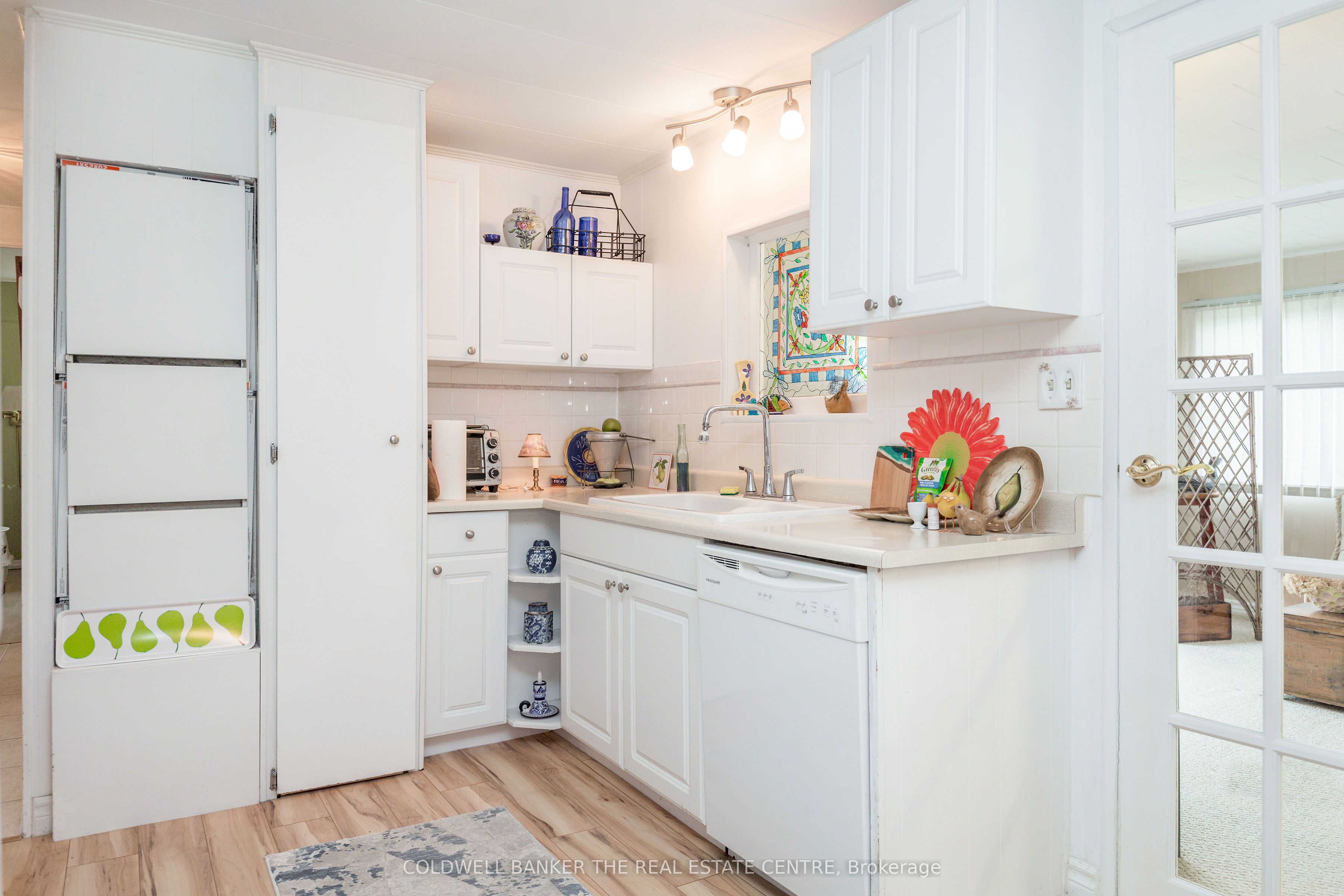 17 Trefoil Drive Property Photo 13
