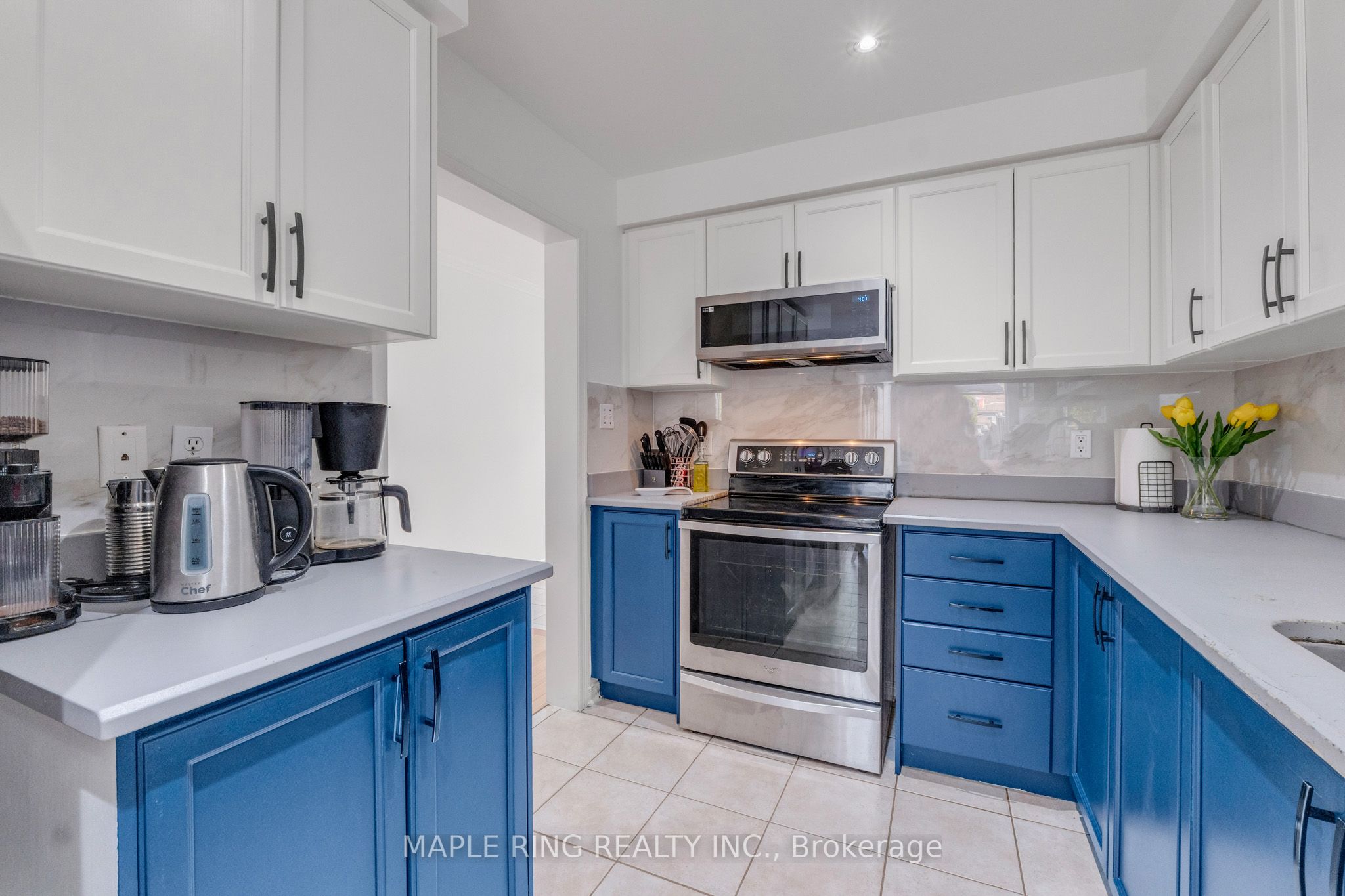 36 Laurelhurst Crescent Property Photo 12