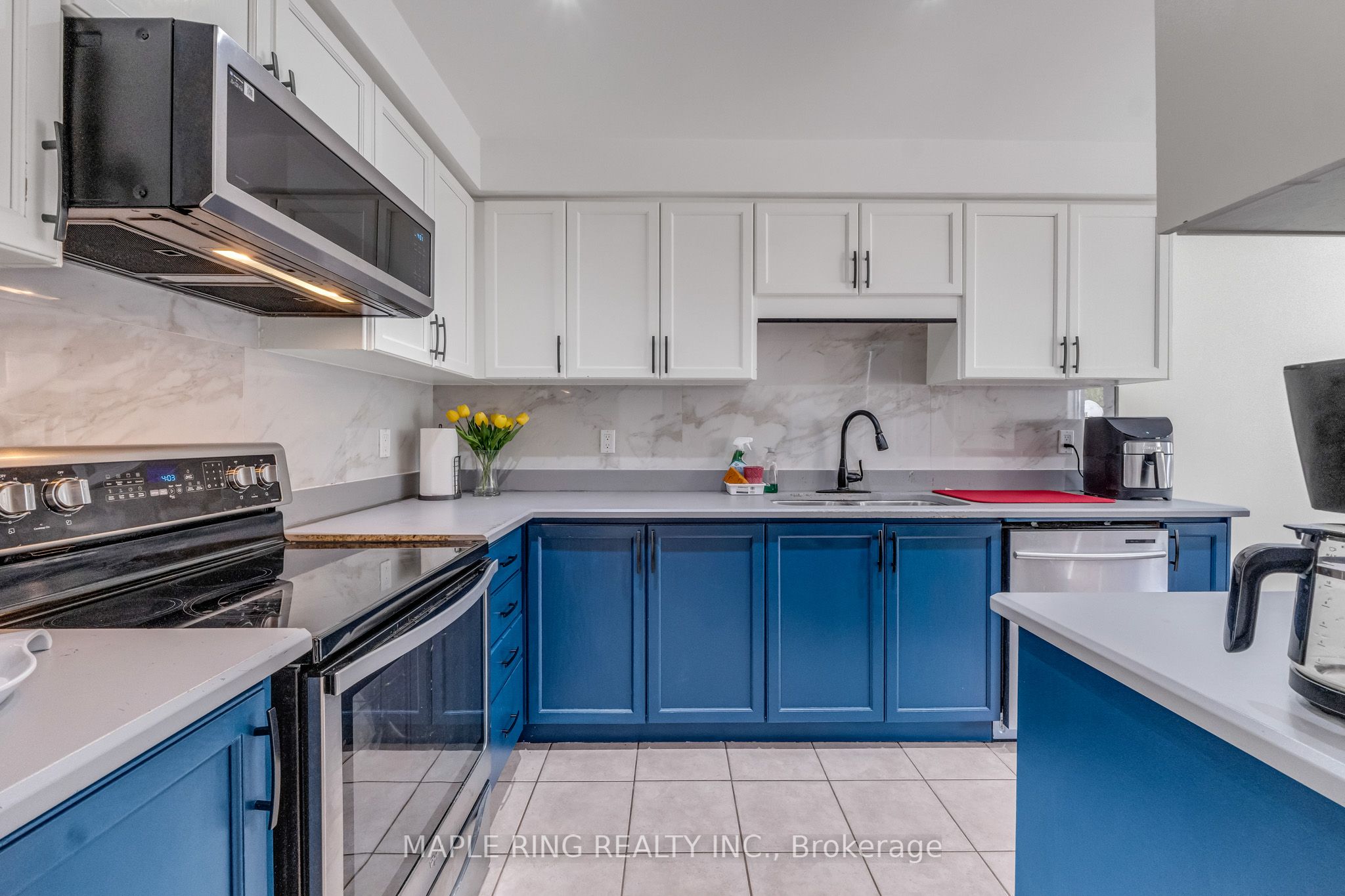 36 Laurelhurst Crescent Property Photo 13