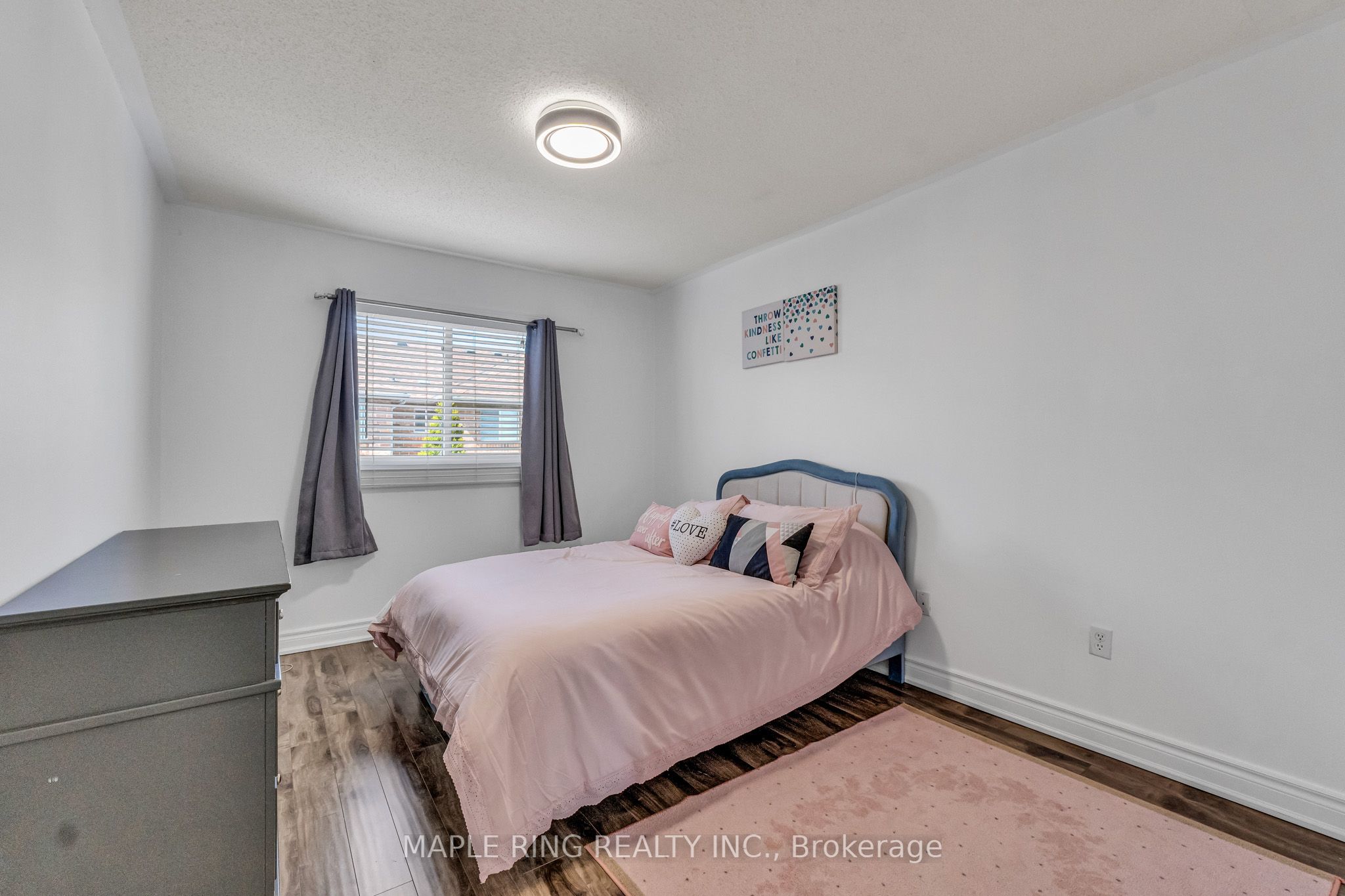 36 Laurelhurst Crescent Property Photo 22