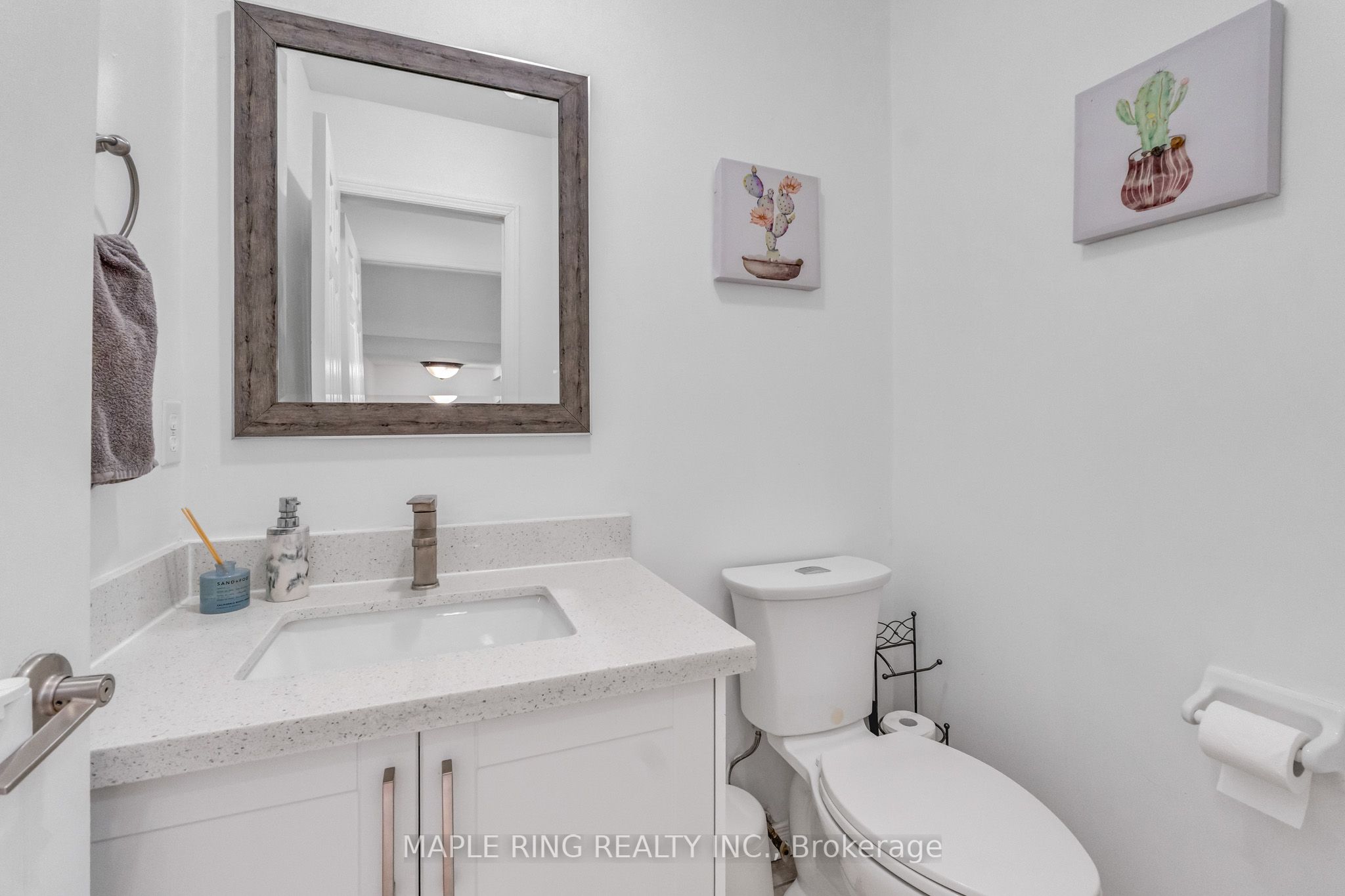 36 Laurelhurst Crescent Property Photo 25