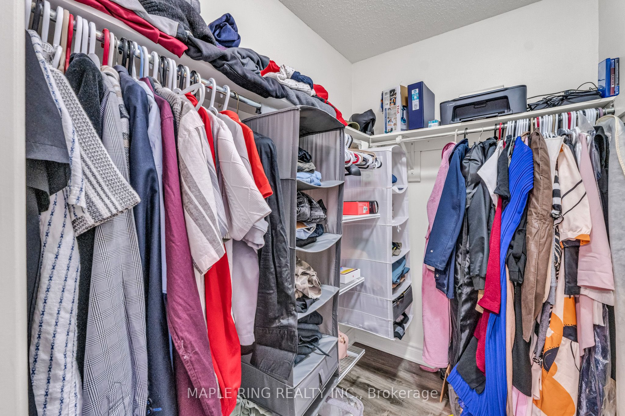 36 Laurelhurst Crescent Property Photo 47