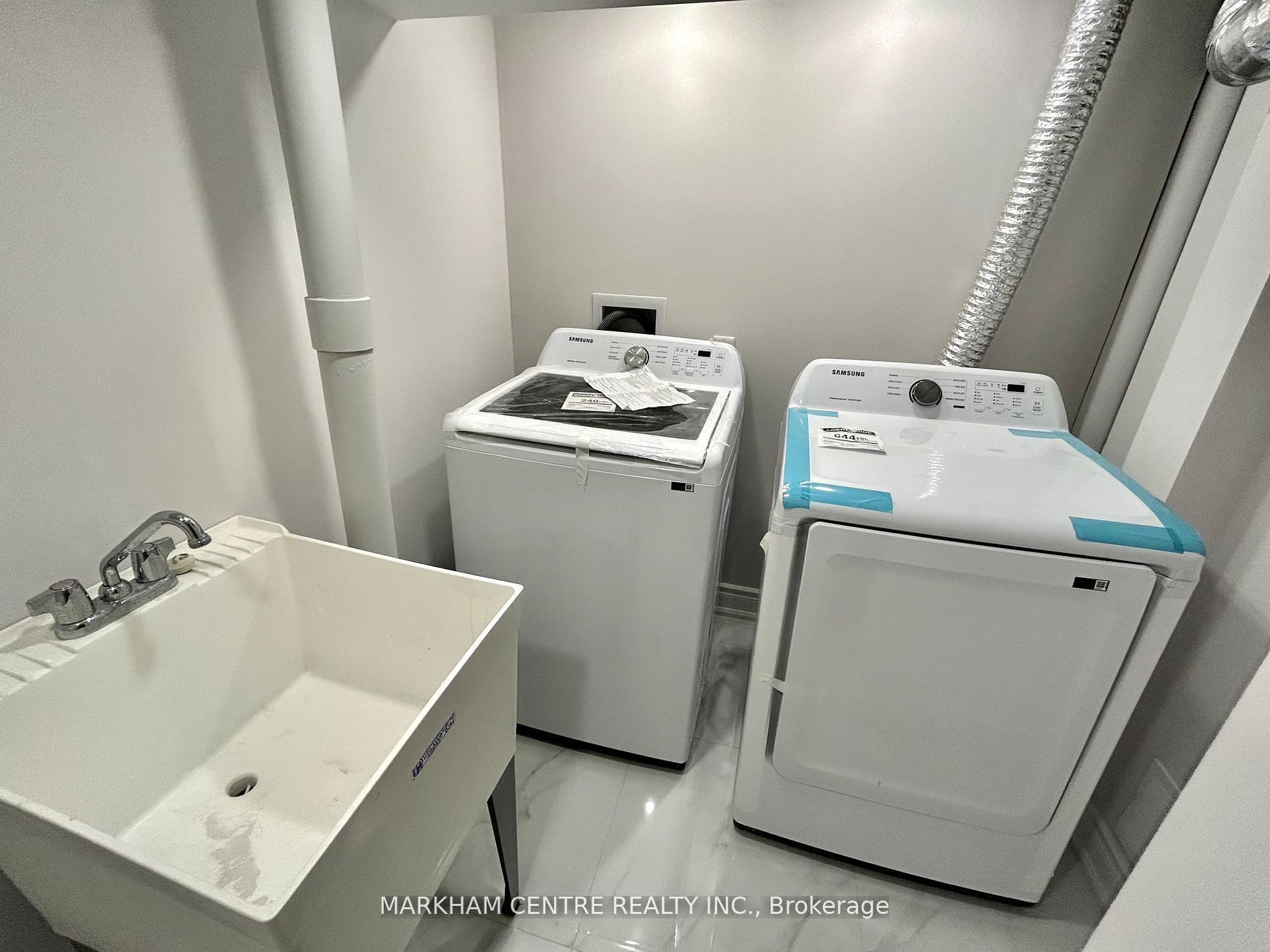 3 Hamster Crescent Property Photo 10