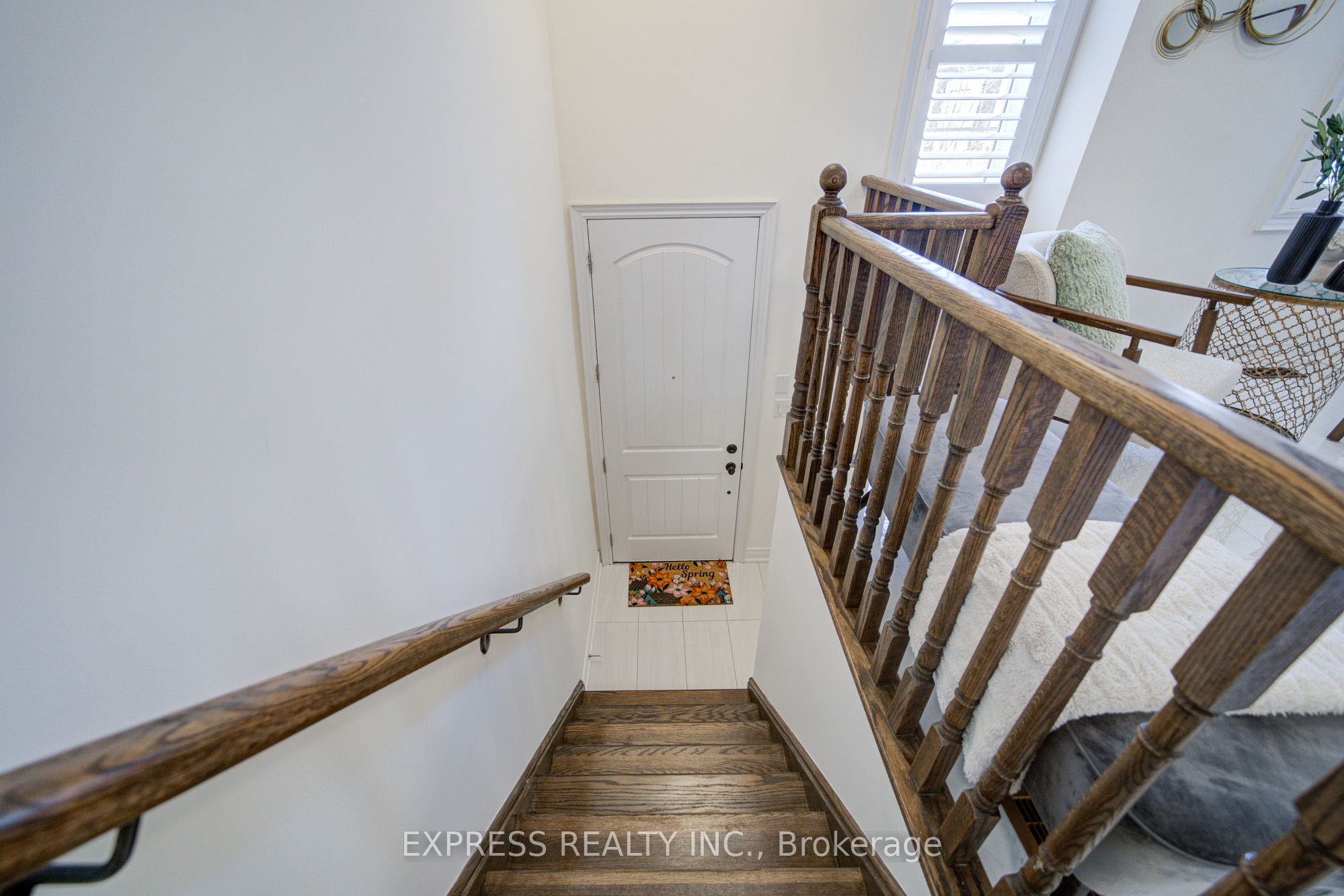 12 Royal Aberdeen Road Property Photo 4