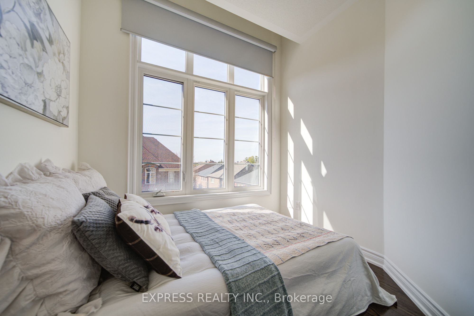 12 Royal Aberdeen Road Property Photo 45